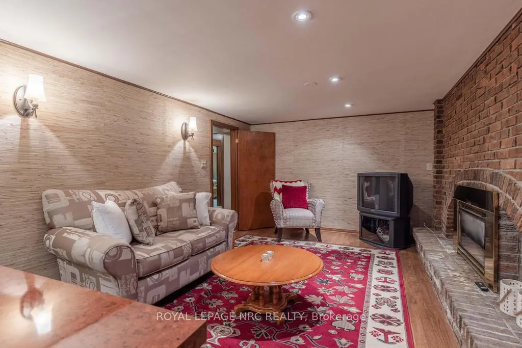Photo 26 of 18 Cartier Drive, St. Catharines, Vine/Linwell — HOMEH