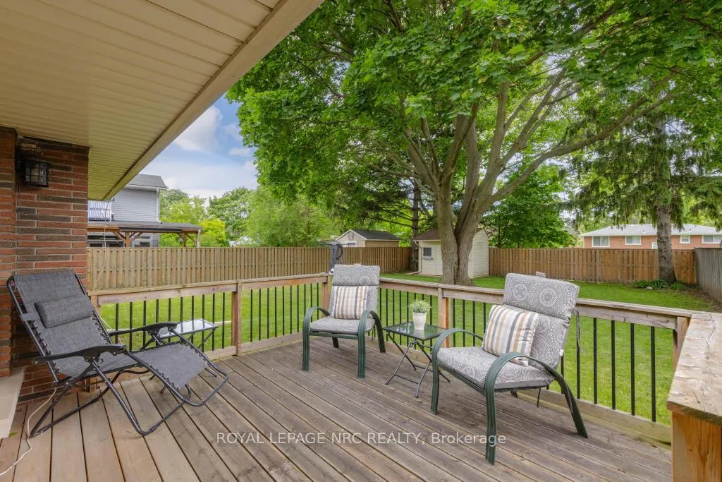 Photo 32 of 18 Cartier Drive, St. Catharines, Vine/Linwell — HOMEH
