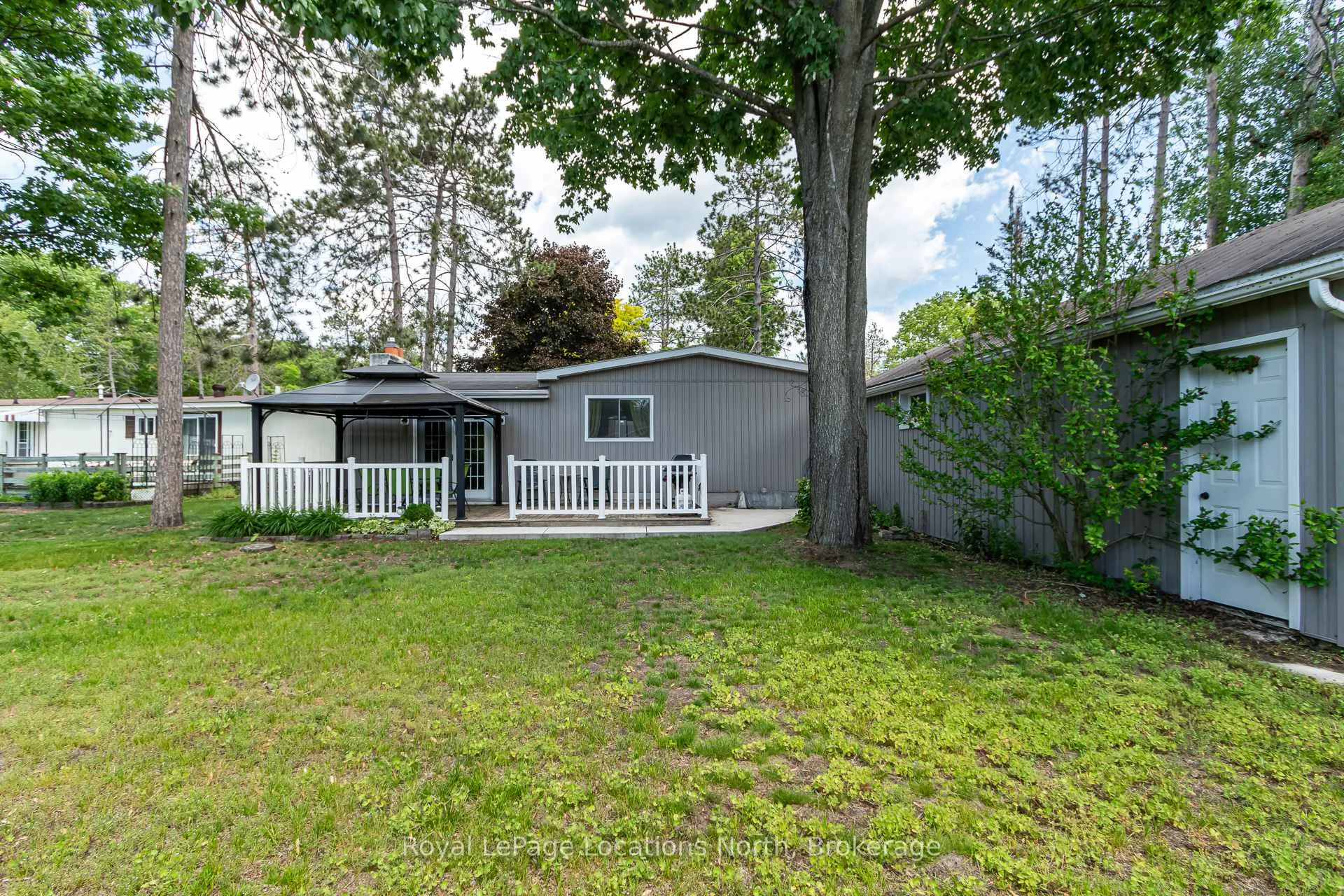 Photo 21 of Unit 5, 5 Golf Avenue SW, Wasaga Beach — HOMEH