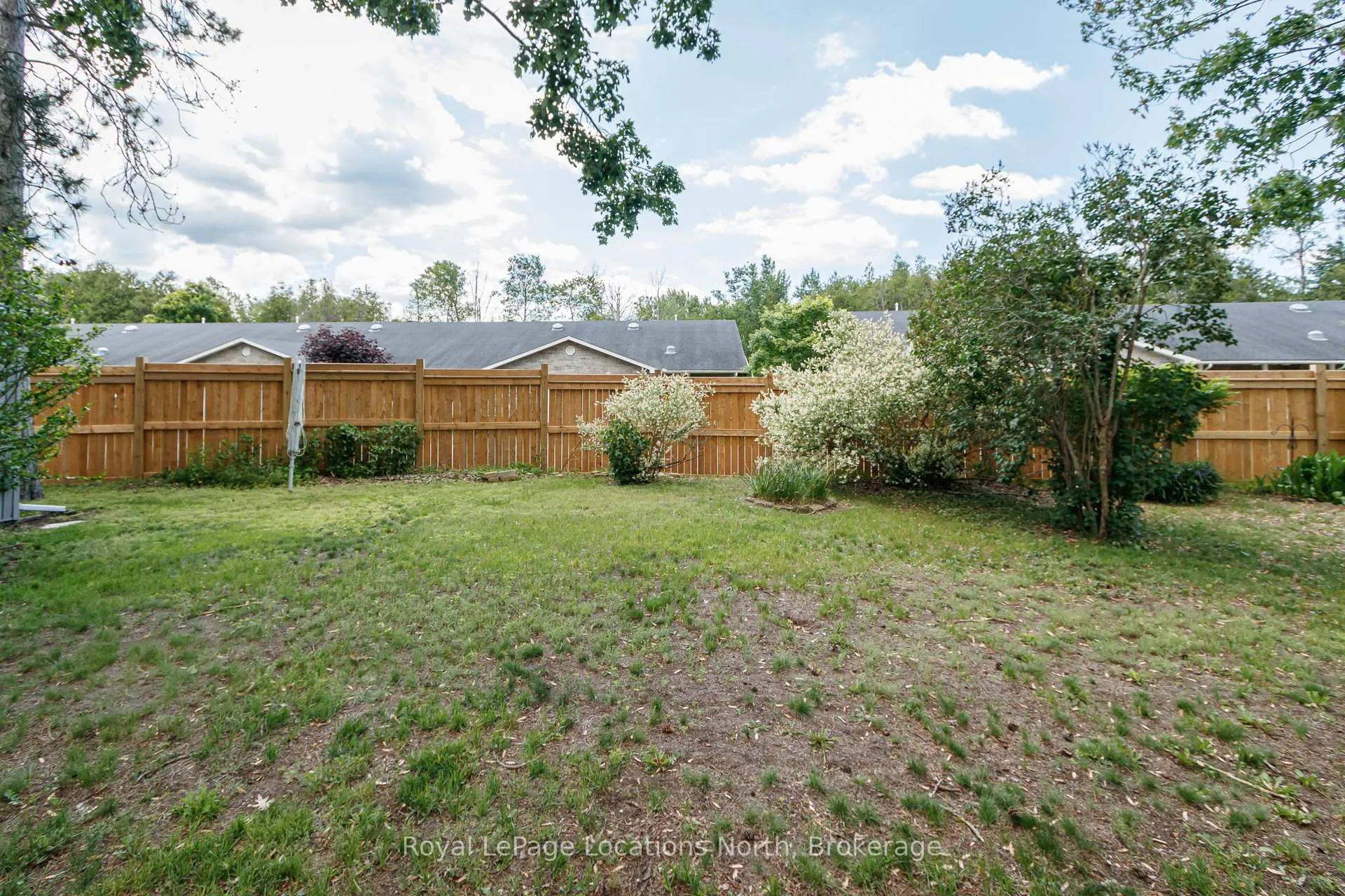 Photo 23 of Unit 5, 5 Golf Avenue SW, Wasaga Beach — HOMEH