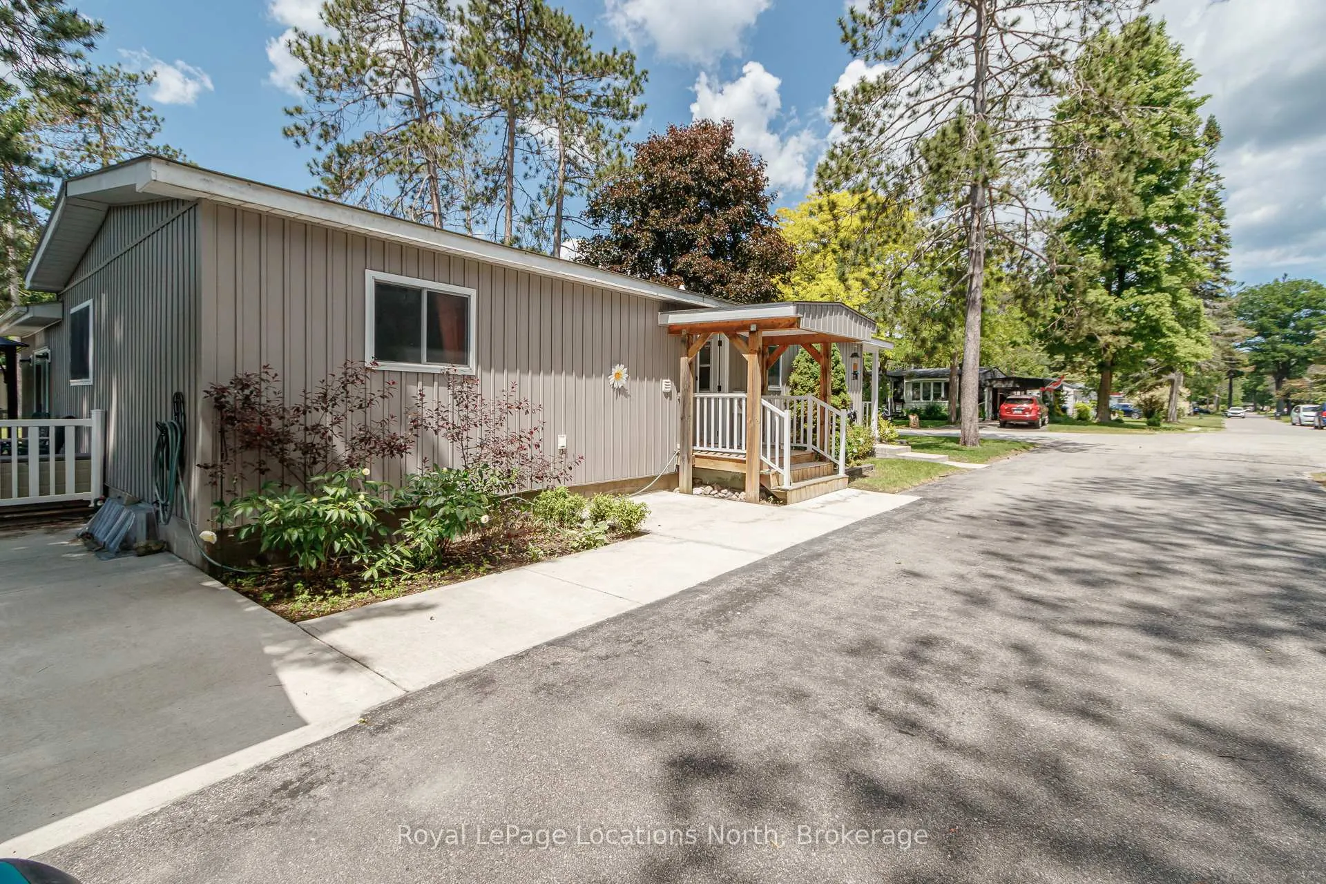 Photo 24 of Unit 5, 5 Golf Avenue SW, Wasaga Beach — HOMEH