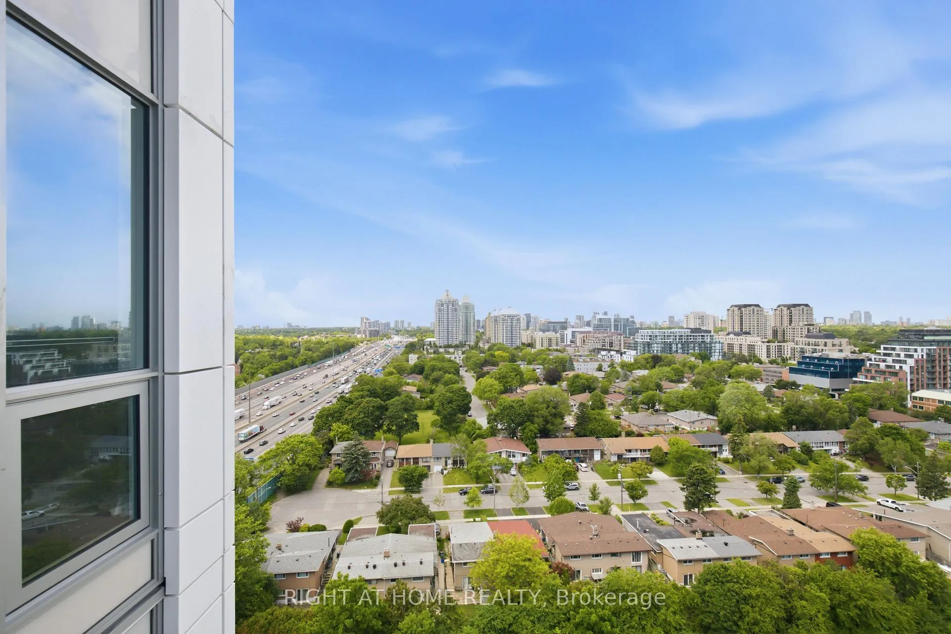 Photo 21 of Unit 2107, 25 McMahon Drive, North York, Bayview Village — HOMEH