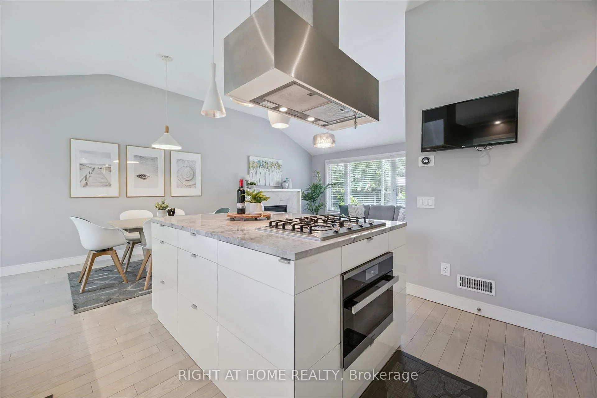 Photo 11 of 2486 Edenhurst Drive, Mississauga, Cooksville — HOMEH