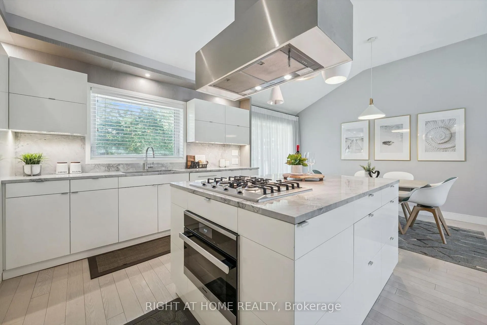 Photo 12 of 2486 Edenhurst Drive, Mississauga, Cooksville — HOMEH