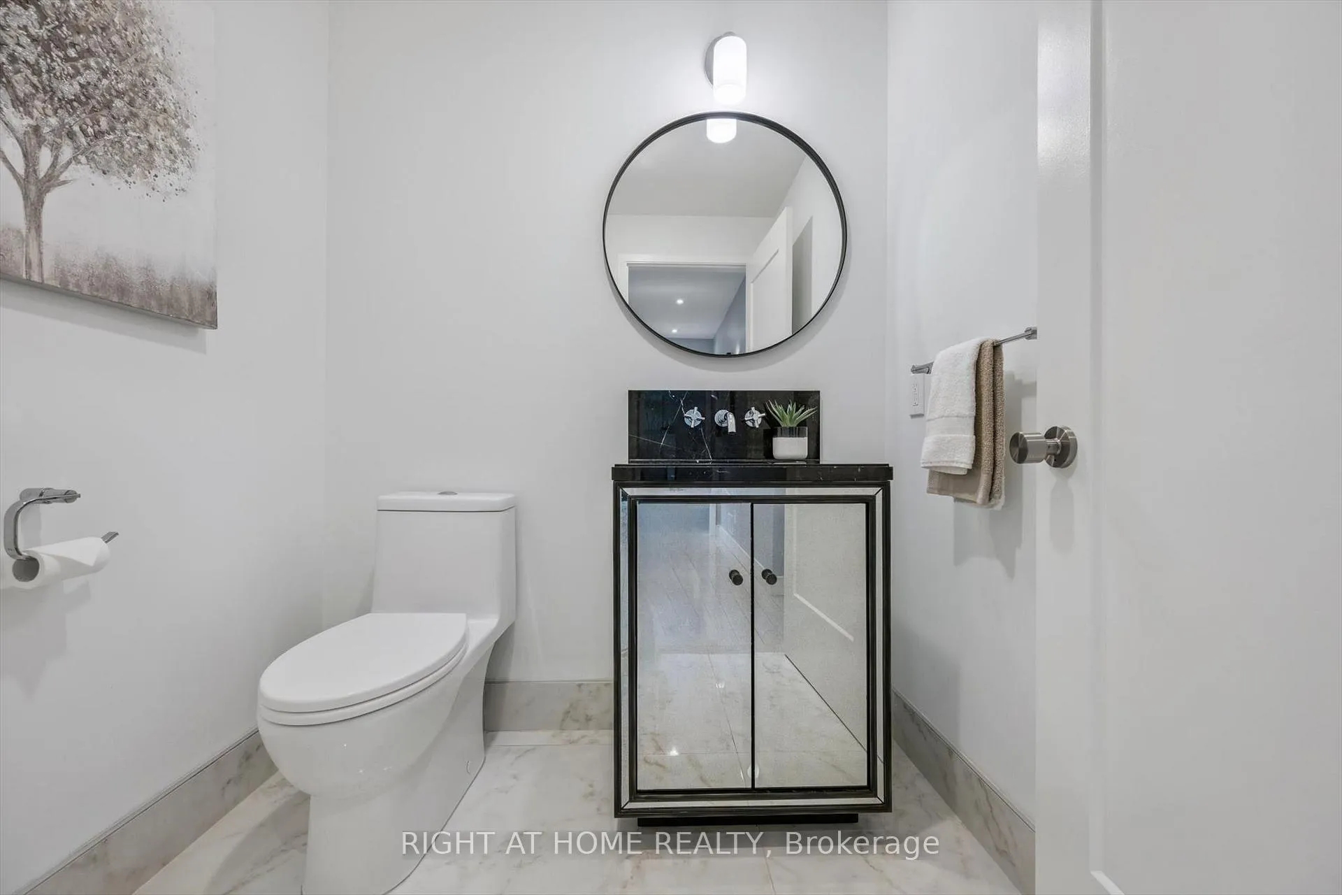 Photo 14 of 2486 Edenhurst Drive, Mississauga, Cooksville — HOMEH