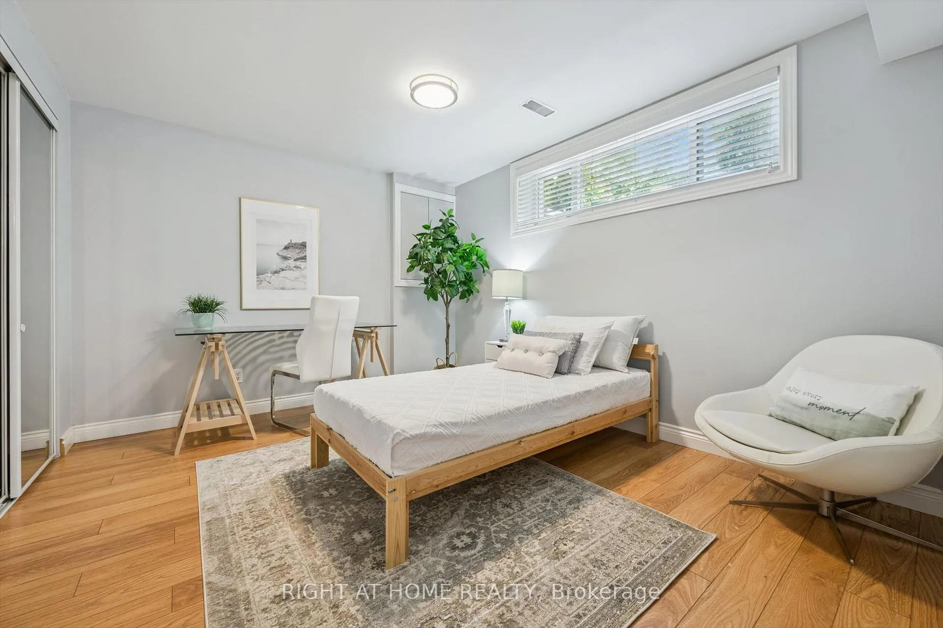 Photo 28 of 2486 Edenhurst Drive, Mississauga, Cooksville — HOMEH