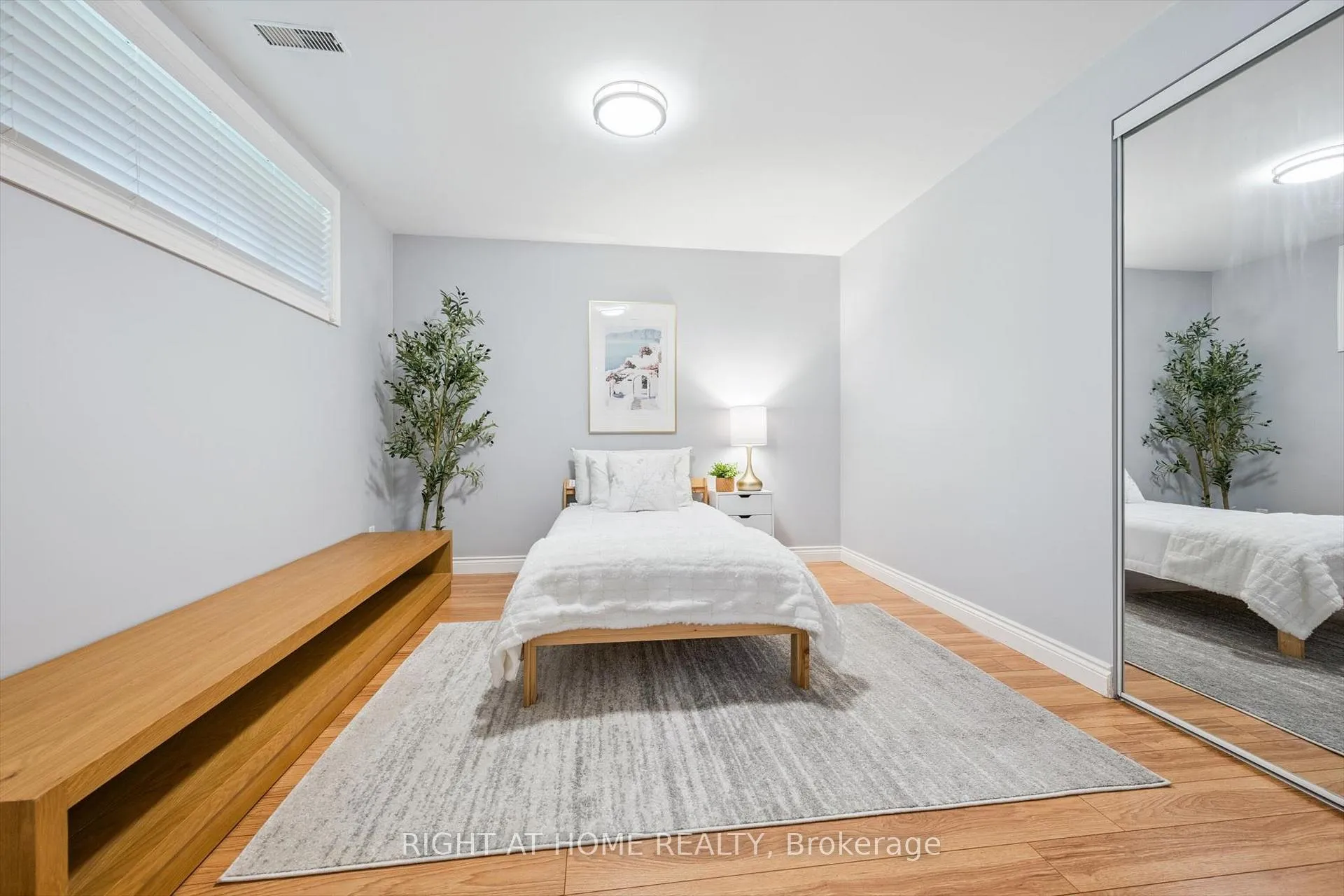 Photo 30 of 2486 Edenhurst Drive, Mississauga, Cooksville — HOMEH