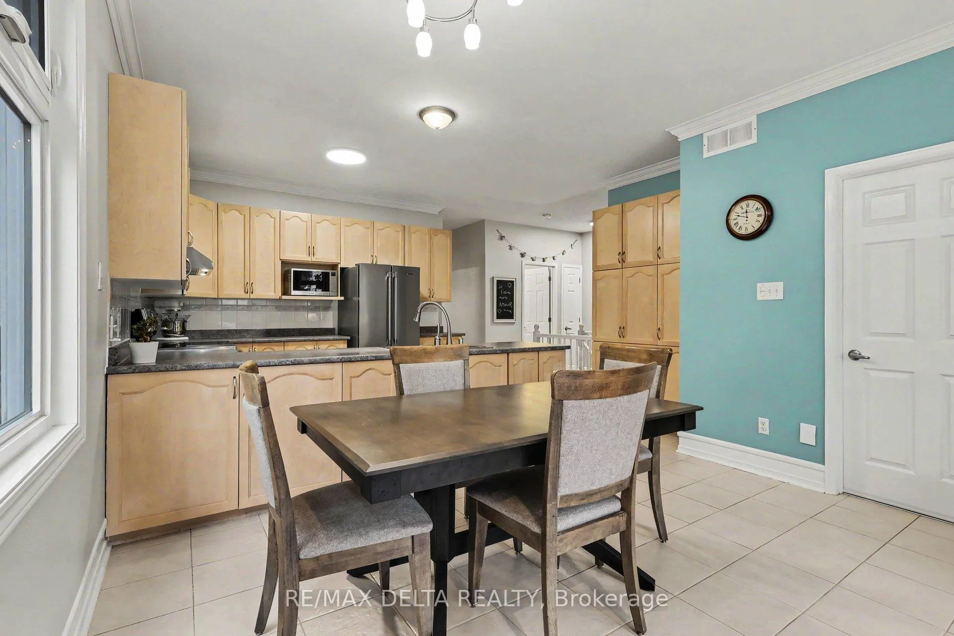 Photo 17 of 604 Valin Street, Ottawa, Fallingbrook/Gardenway South — HOMEH