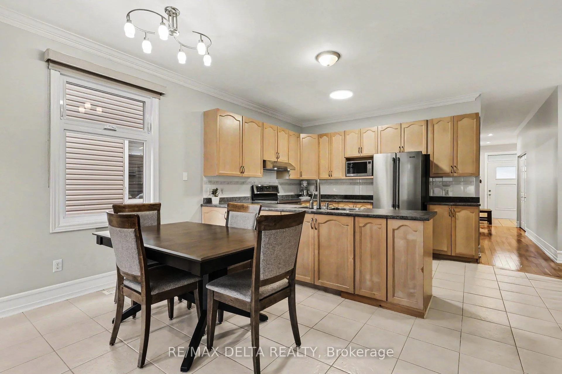 Photo 18 of 604 Valin Street, Ottawa, Fallingbrook/Gardenway South — HOMEH