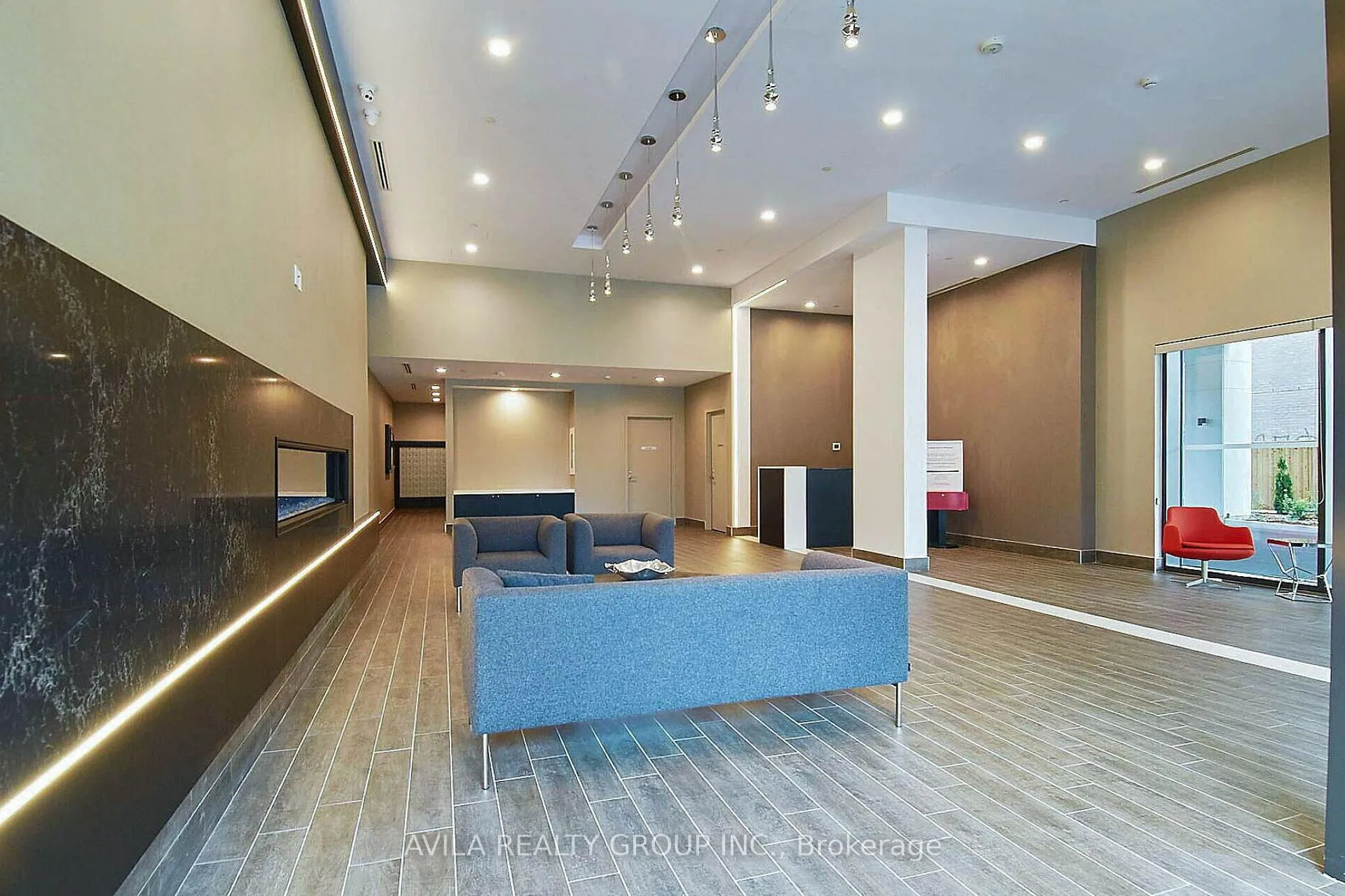Photo 5 of Unit 704, 8 Trent Avenue, Toronto, East End-Danforth — HOMEH
