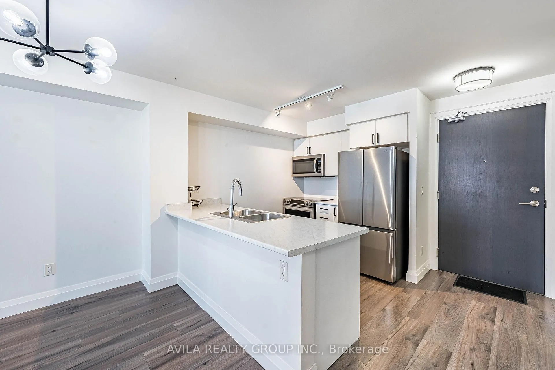 Photo 9 of Unit 704, 8 Trent Avenue, Toronto, East End-Danforth — HOMEH