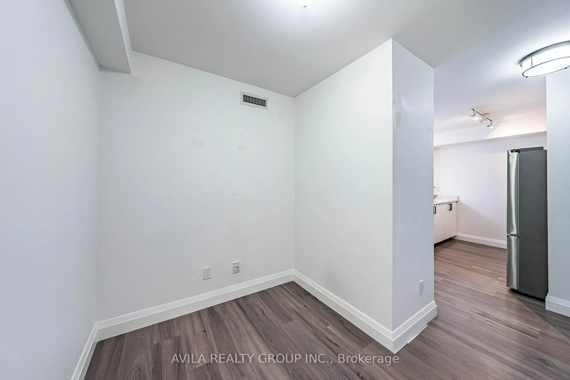 Photo 24 of Unit 704, 8 Trent Avenue, Toronto, East End-Danforth — HOMEH
