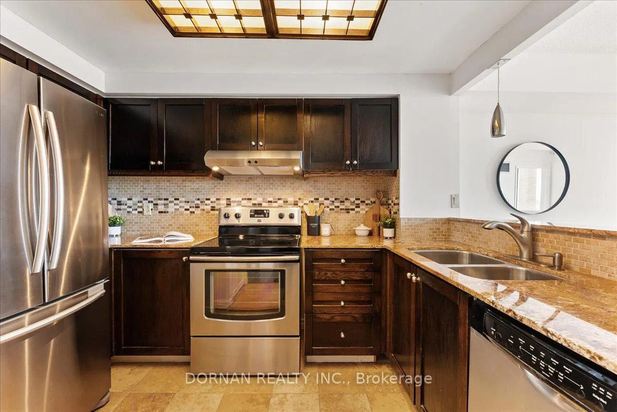 Photo 7 of Unit 1112, 711 Rossland Road E, Whitby, Pringle Creek — HOMEH