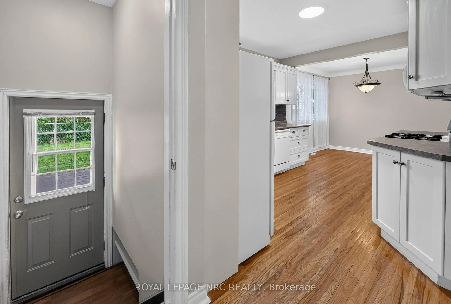 Photo 13 of 22 Mckenzie Street, St. Catharines, Bunting/Linwell — HOMEH
