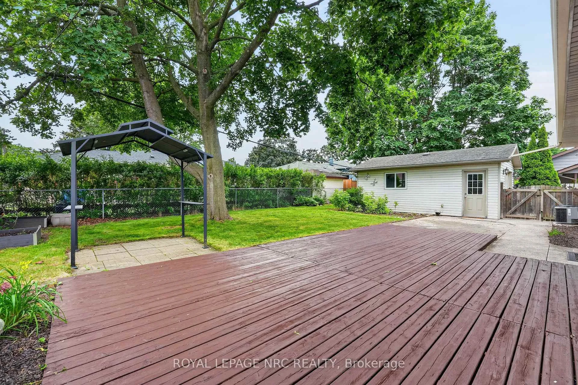 Photo 36 of 22 Mckenzie Street, St. Catharines, Bunting/Linwell — HOMEH