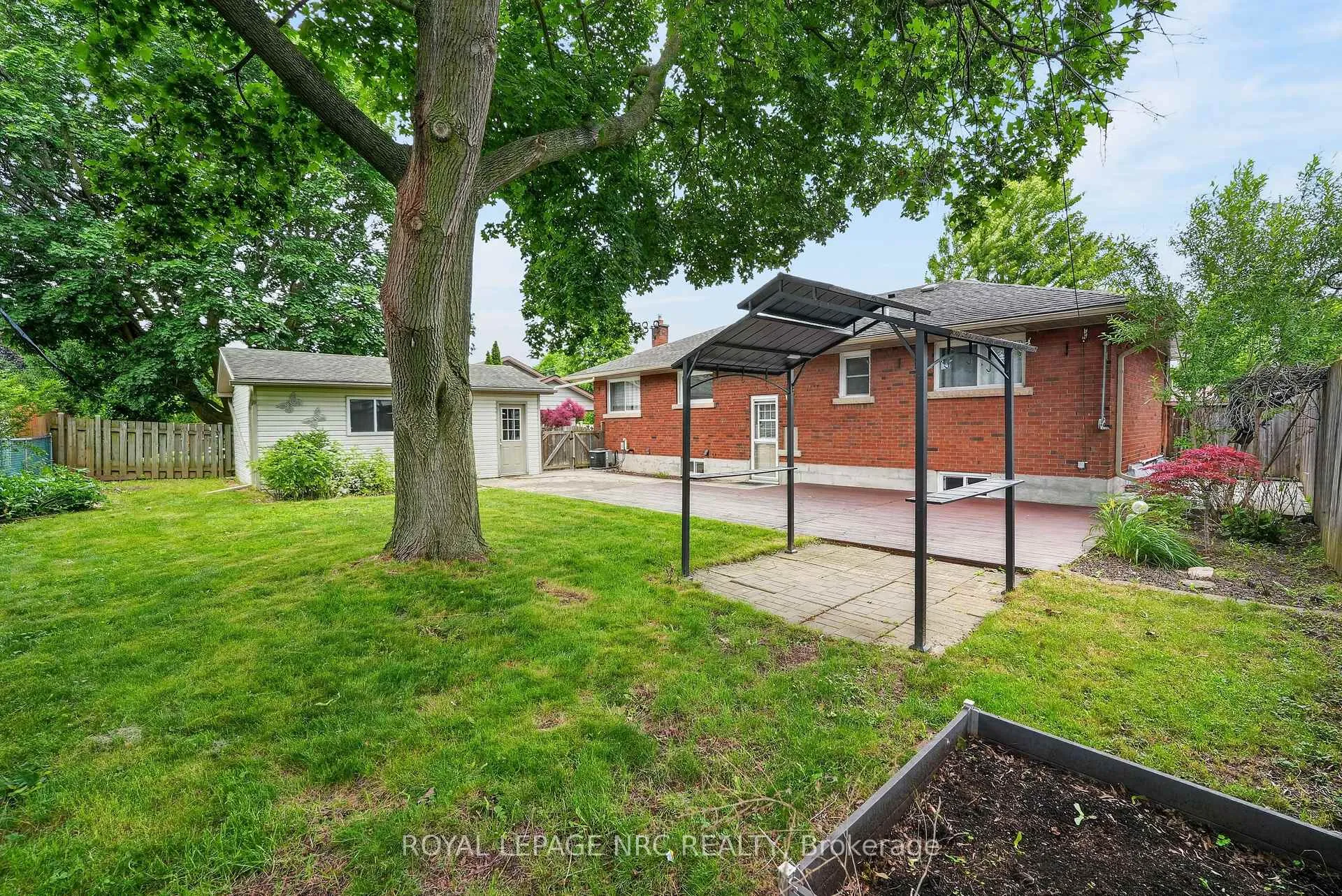 Photo 37 of 22 Mckenzie Street, St. Catharines, Bunting/Linwell — HOMEH