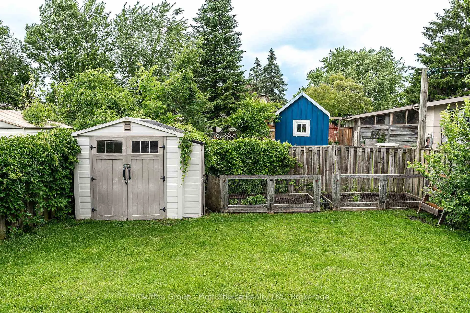 Photo 42 of 112 Kathryn Crescent, Stratford — HOMEH