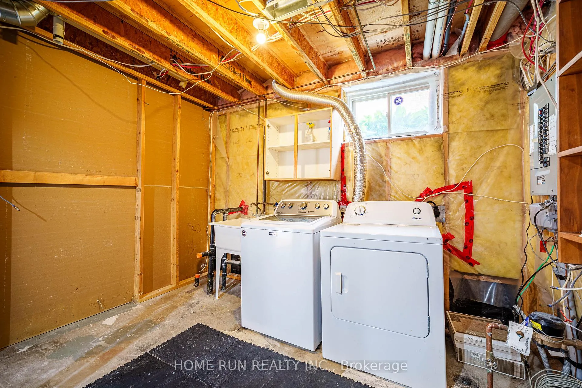 Photo 22 of 14 Cohen Avenue, Ottawa, Kanata - Katimavik — HOMEH