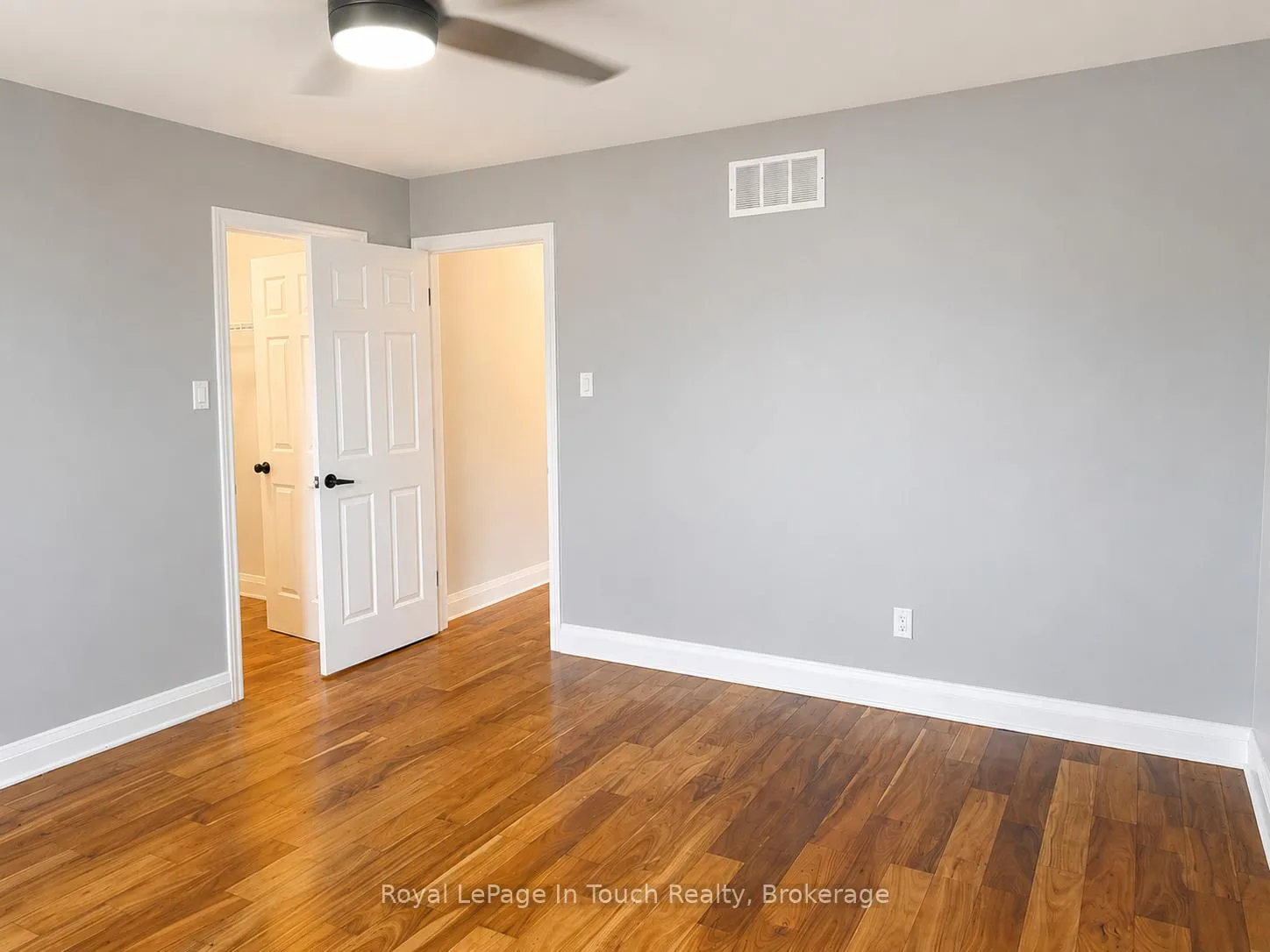 Photo 14 of 4 Danielle Crescent, Barrie, Painswick South — HOMEH