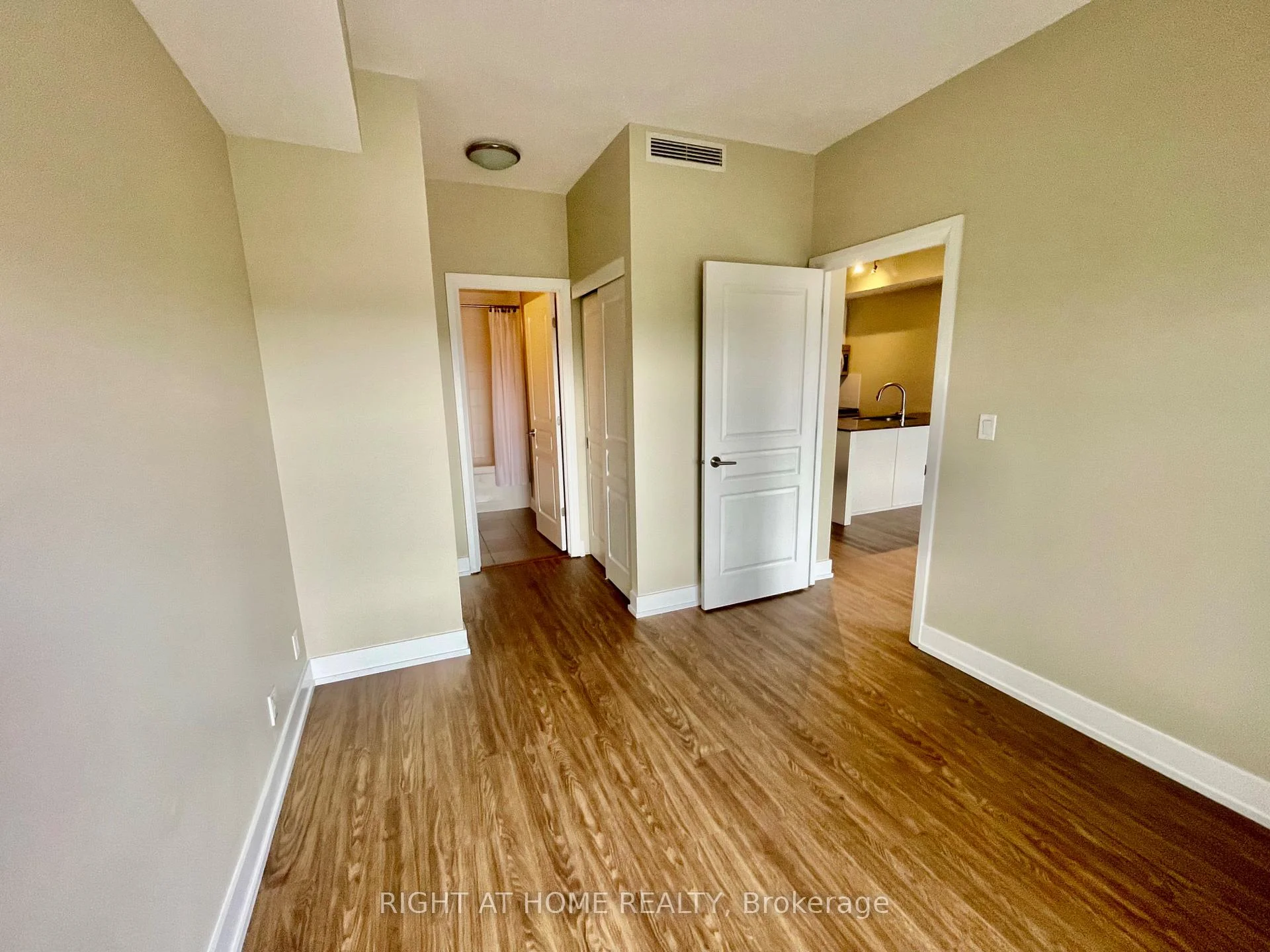 Photo 25 of Unit 708, 118 Holmwood Avenue, Ottawa, Glebe — HOMEH