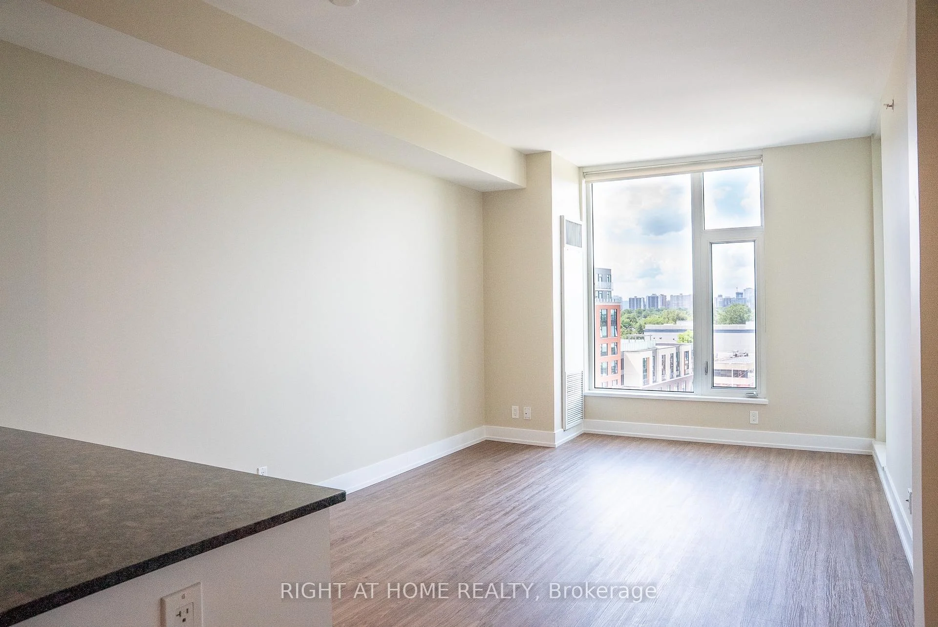 Photo 39 of Unit 708, 118 Holmwood Avenue, Ottawa, Glebe — HOMEH
