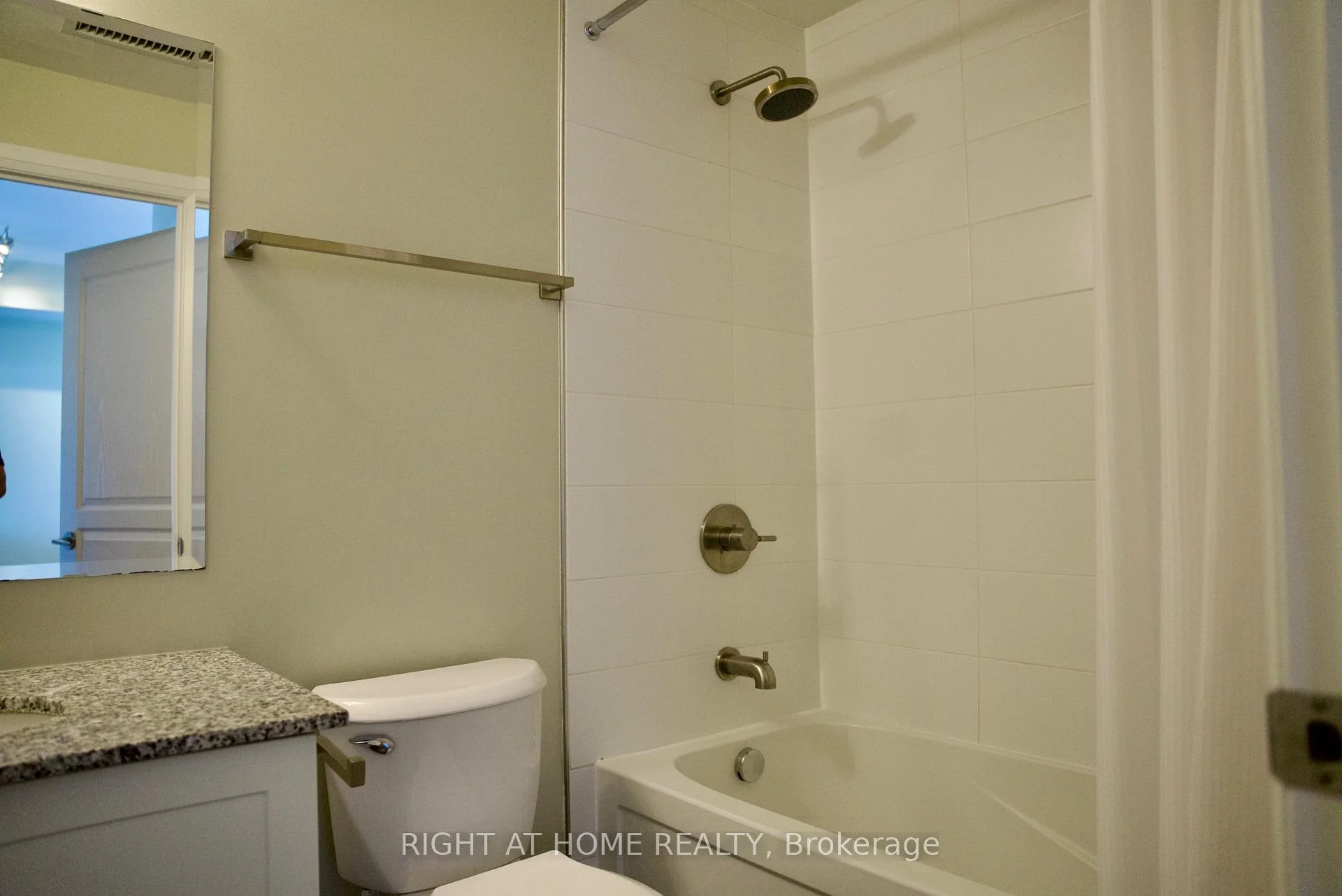 Photo 59 of Unit 708, 118 Holmwood Avenue, Ottawa, Glebe — HOMEH