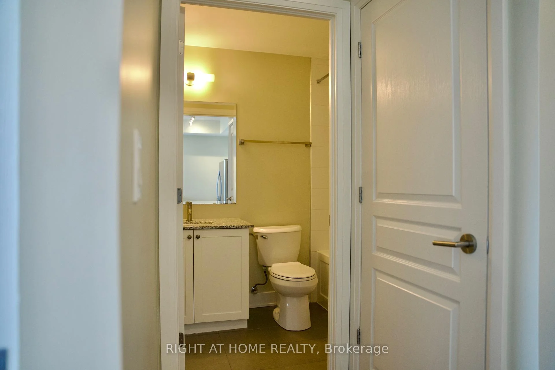 Photo 65 of Unit 708, 118 Holmwood Avenue, Ottawa, Glebe — HOMEH