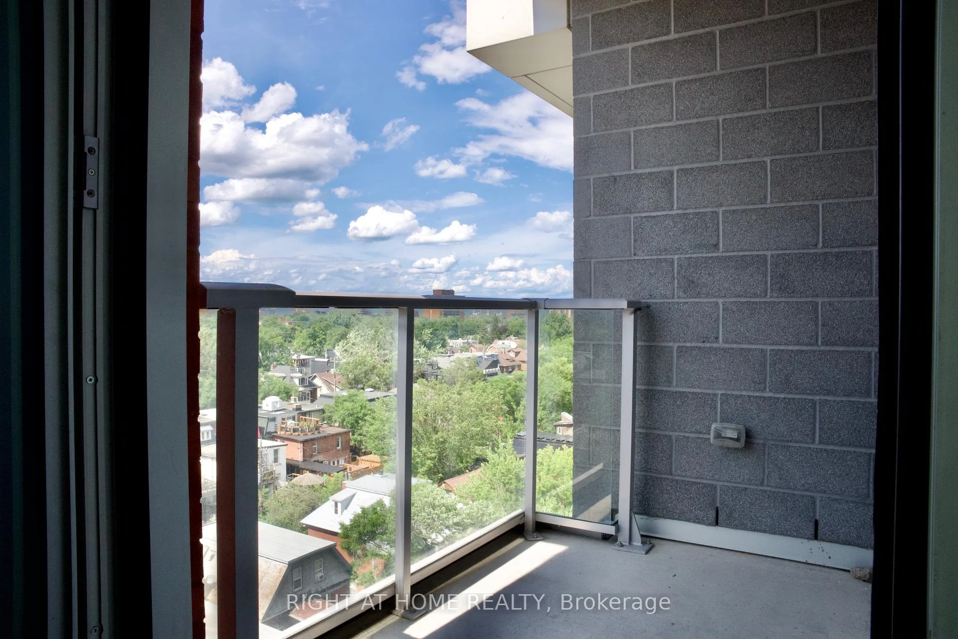 Photo 74 of Unit 708, 118 Holmwood Avenue, Ottawa, Glebe — HOMEH