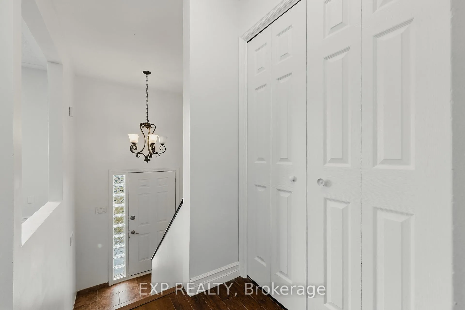Photo 2 of 310 Southill Drive, Kitchener, Chicopee/Freeport — HOMEH