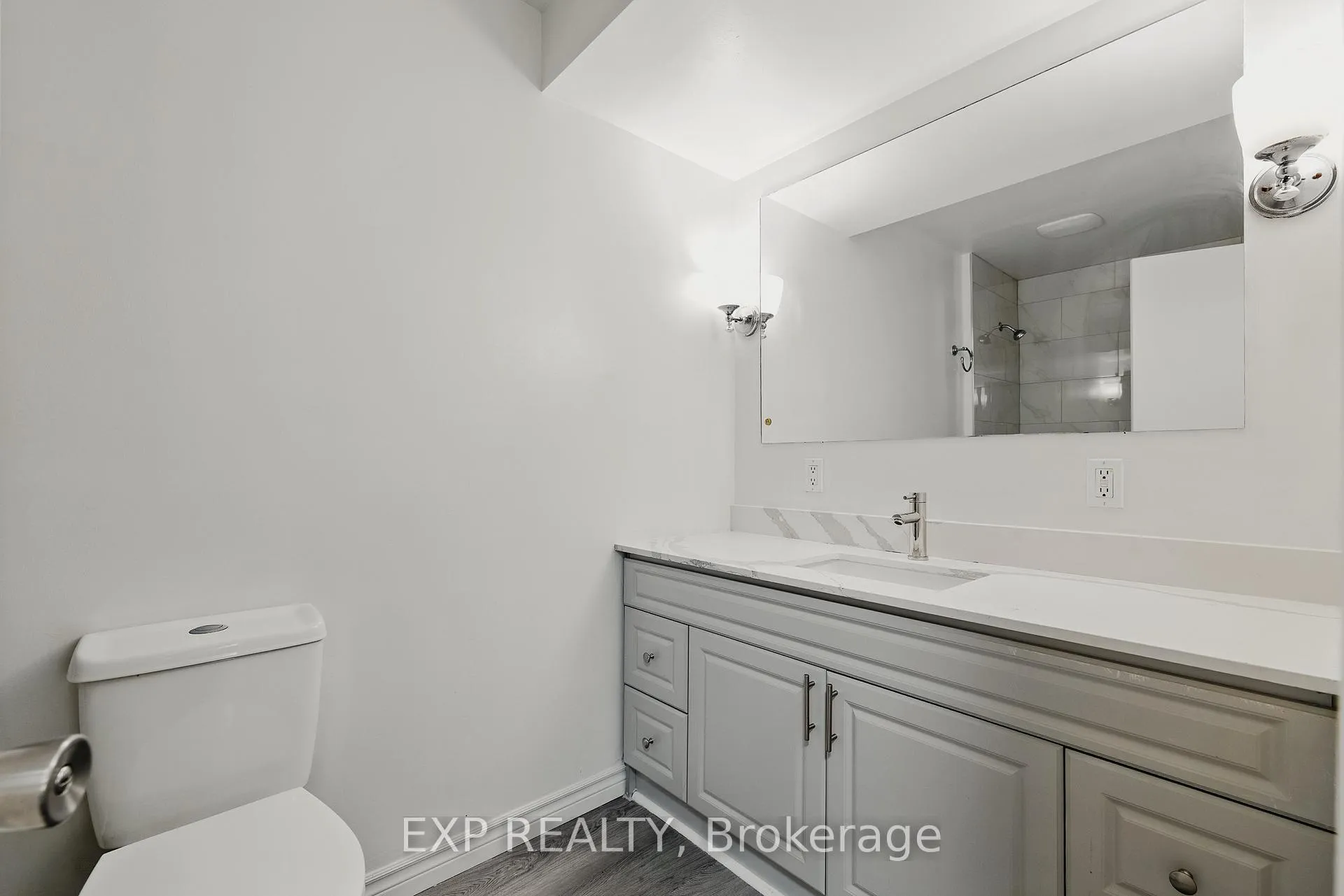 Photo 11 of 310 Southill Drive, Kitchener, Chicopee/Freeport — HOMEH