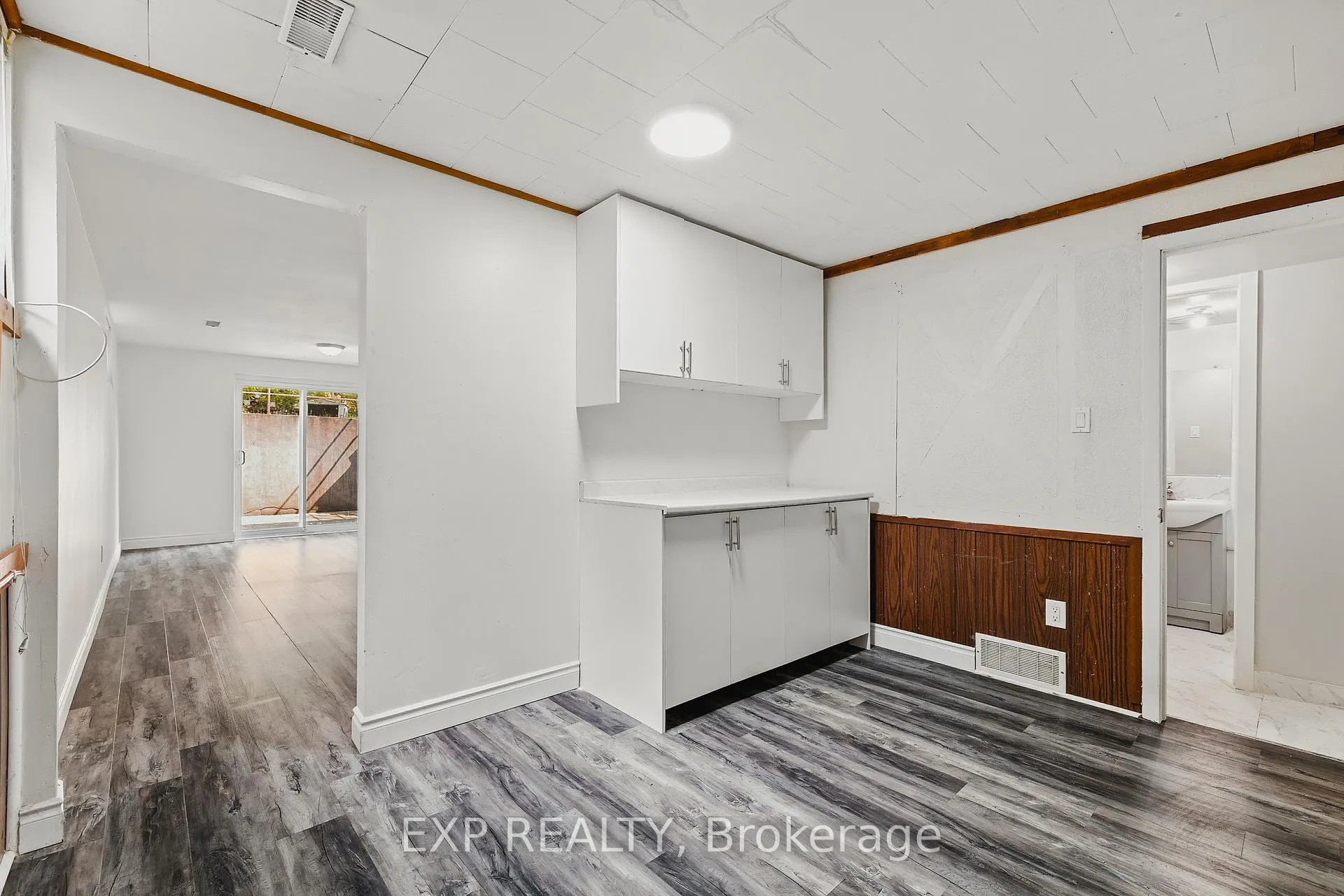 Photo 12 of 310 Southill Drive, Kitchener, Chicopee/Freeport — HOMEH