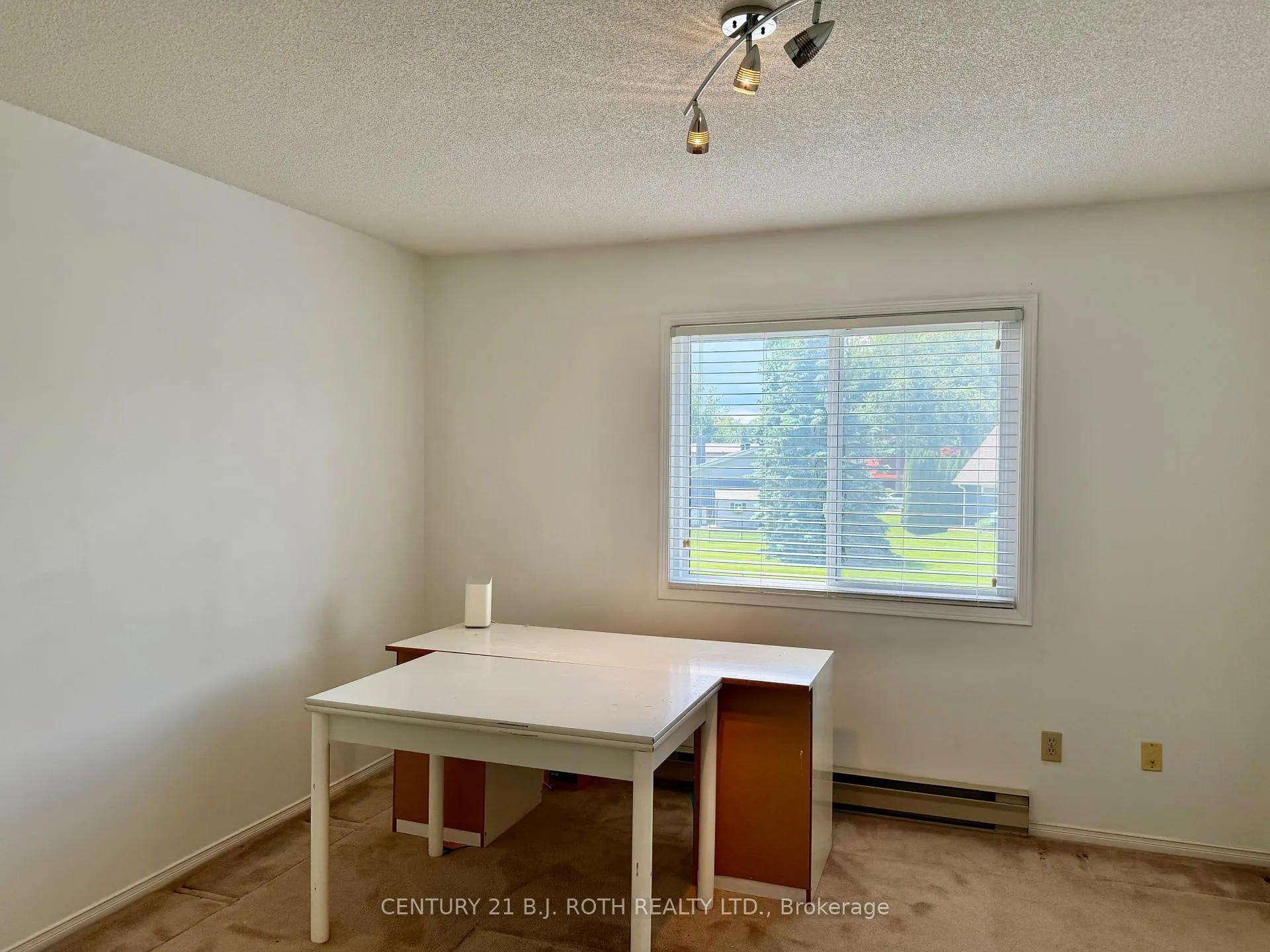 Photo 13 of Unit 2, 2 Laguna Parkway, Ramara, Brechin — HOMEH