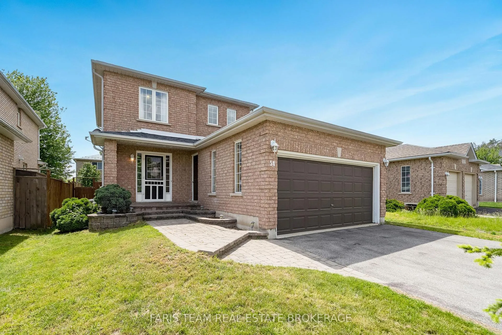 Photo 3 of 54 Bird Street, Barrie, Edgehill Drive — HOMEH