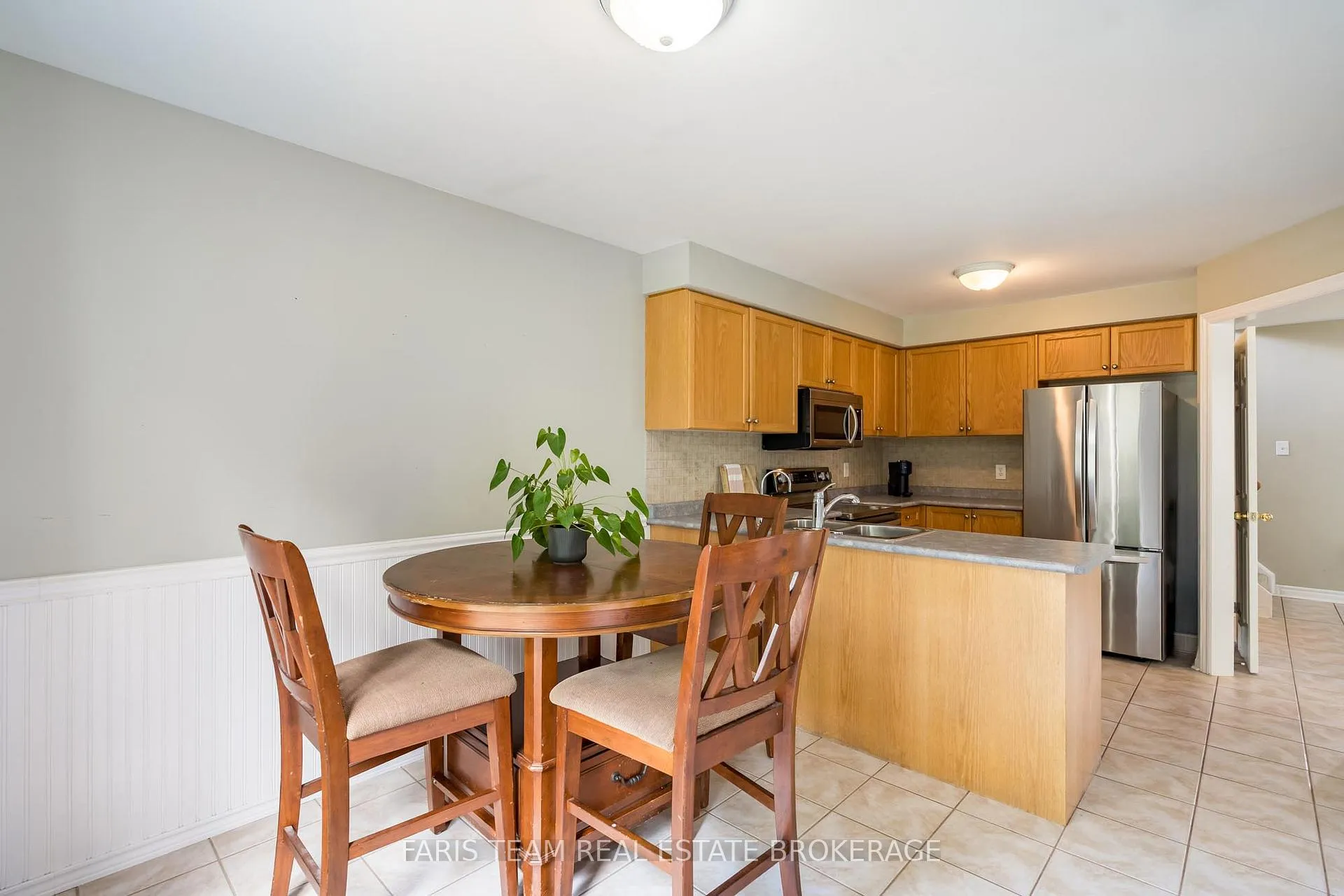 Photo 11 of 54 Bird Street, Barrie, Edgehill Drive — HOMEH