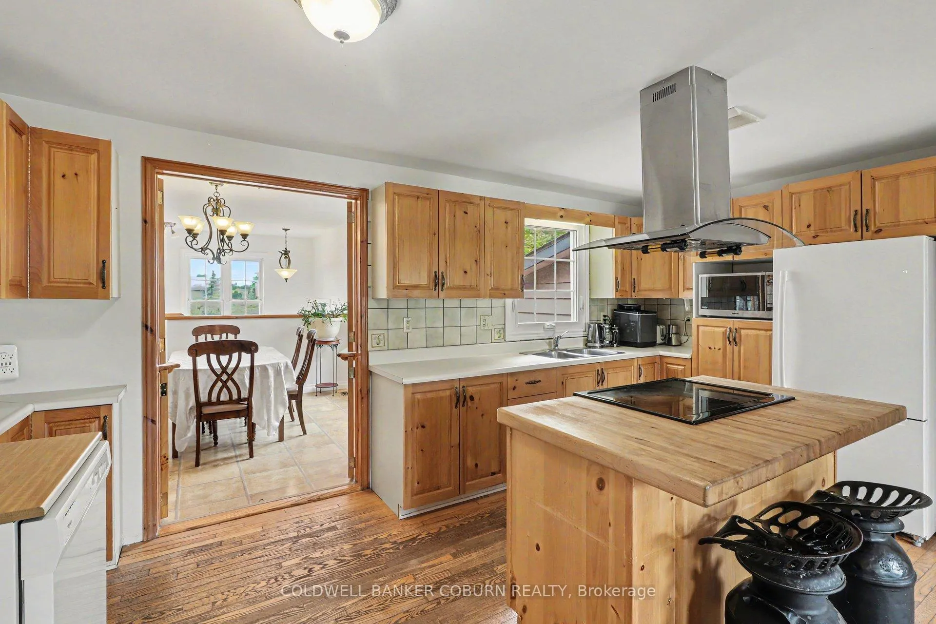 Photo 11 of 22 Thompson Road, North Dundas, Chesterville — HOMEH