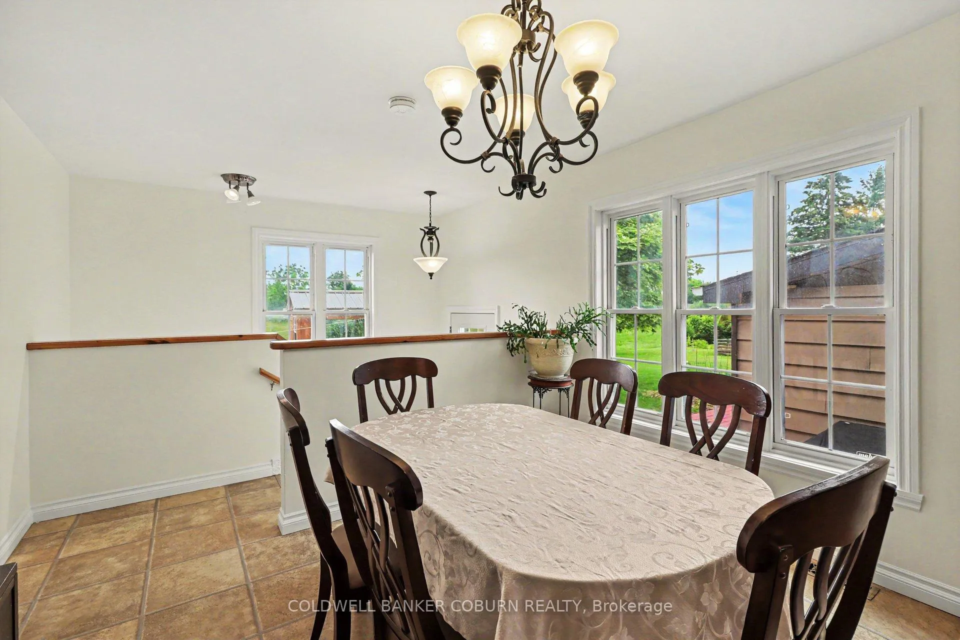 Photo 12 of 22 Thompson Road, North Dundas, Chesterville — HOMEH