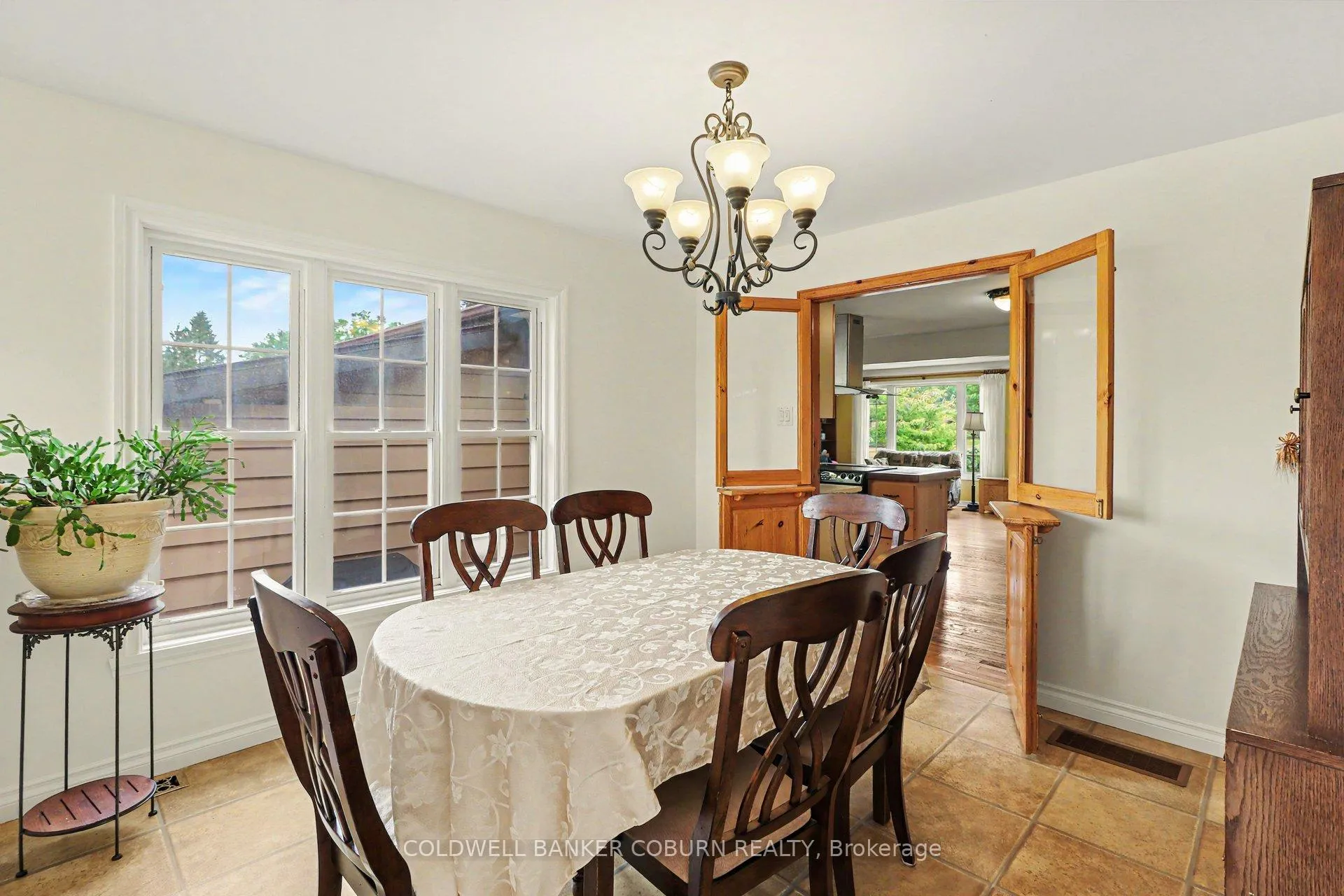 Photo 13 of 22 Thompson Road, North Dundas, Chesterville — HOMEH