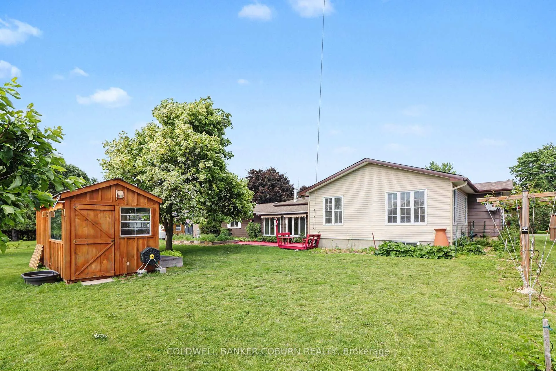 Photo 37 of 22 Thompson Road, North Dundas, Chesterville — HOMEH