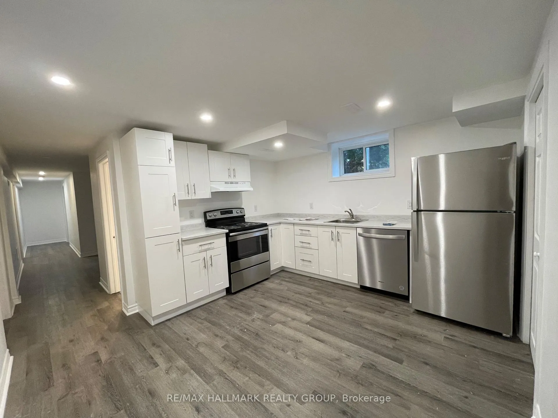 Photo 11 of 88 Hillcrest Drive, Brockville, Brockville — HOMEH