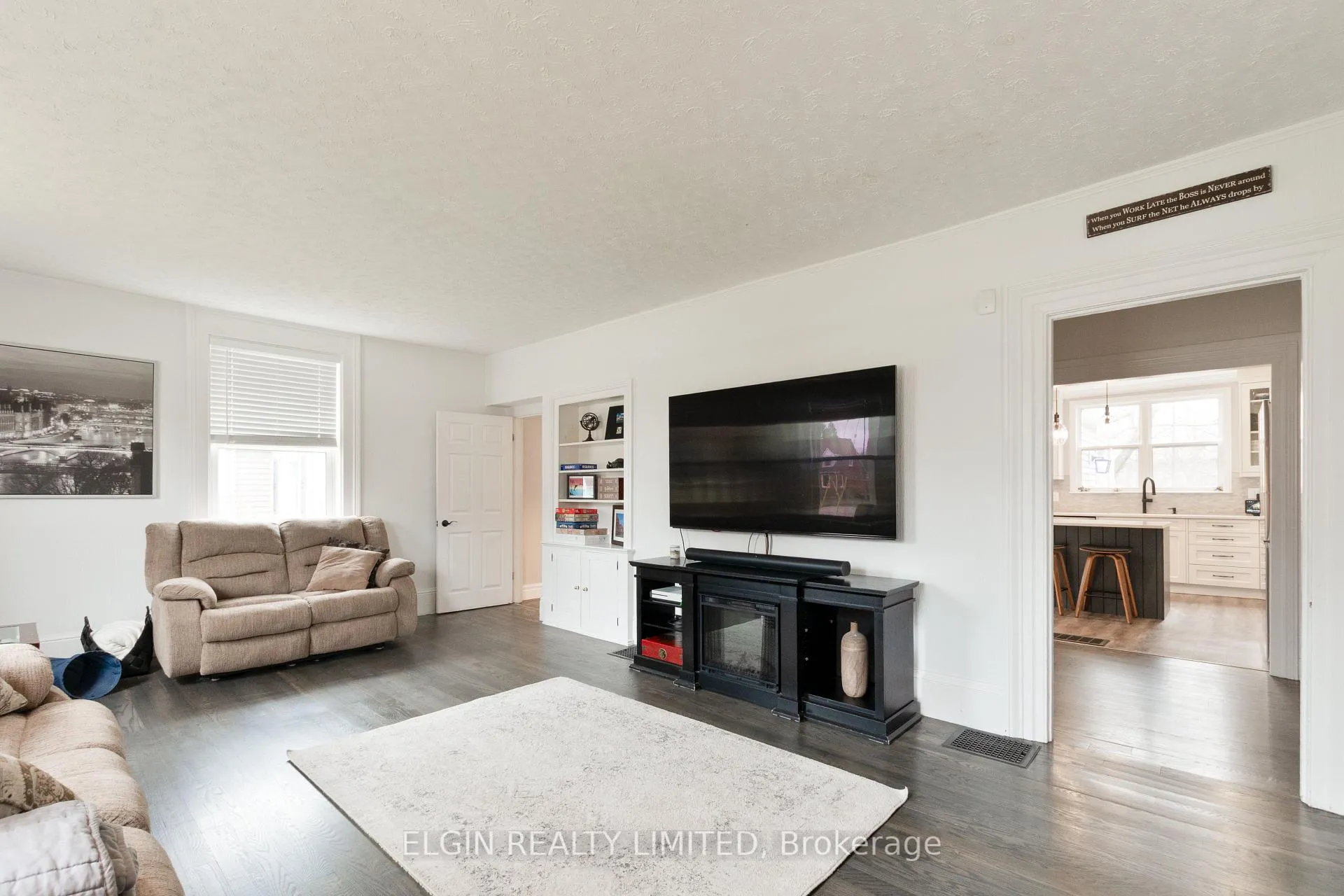 Photo 14 of 219 Sunset Drive, St. Thomas — HOMEH
