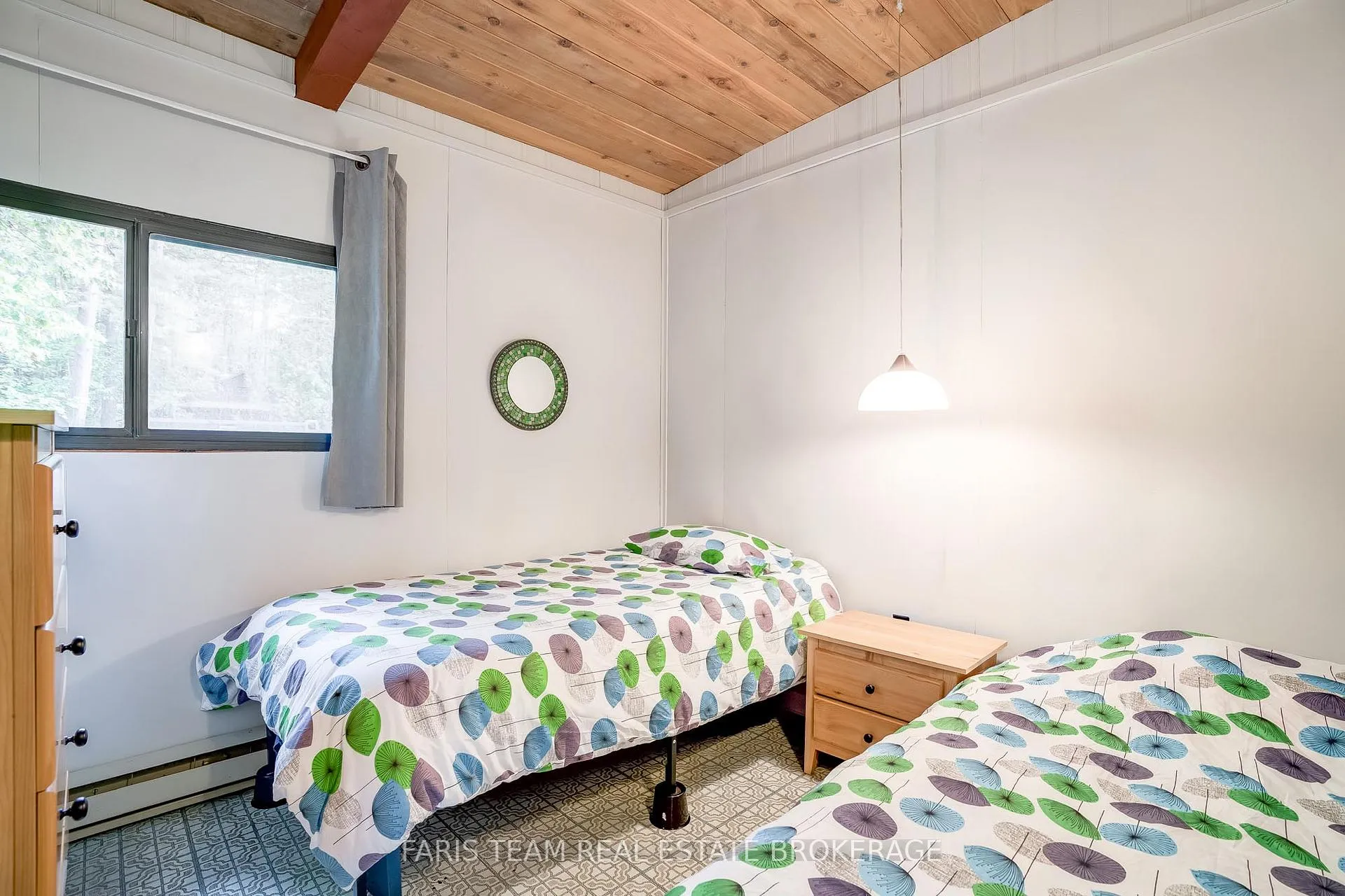 Photo 21 of 34 Quesnelle Drive, Tiny, Rural Tiny — HOMEH