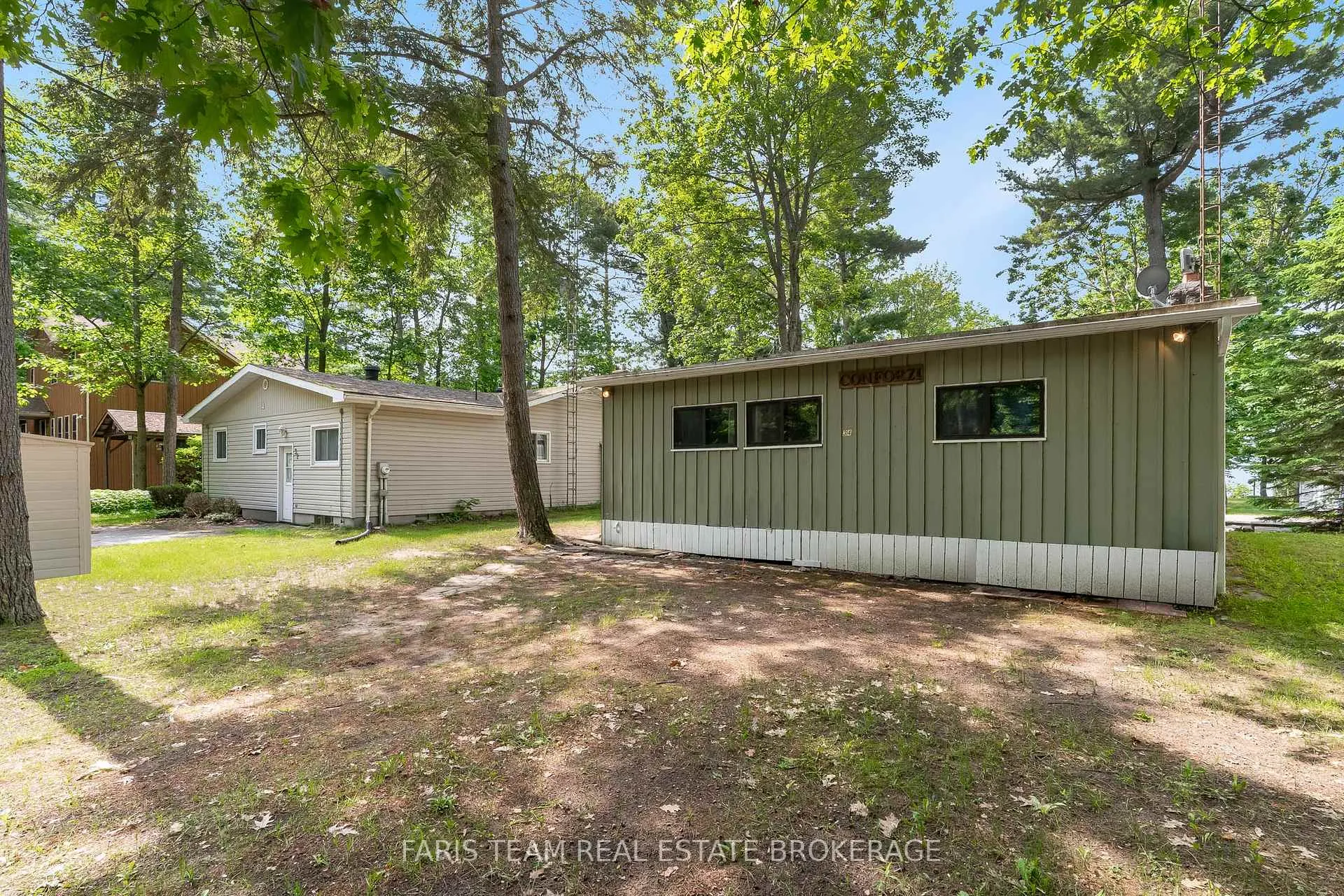 Photo 27 of 34 Quesnelle Drive, Tiny, Rural Tiny — HOMEH