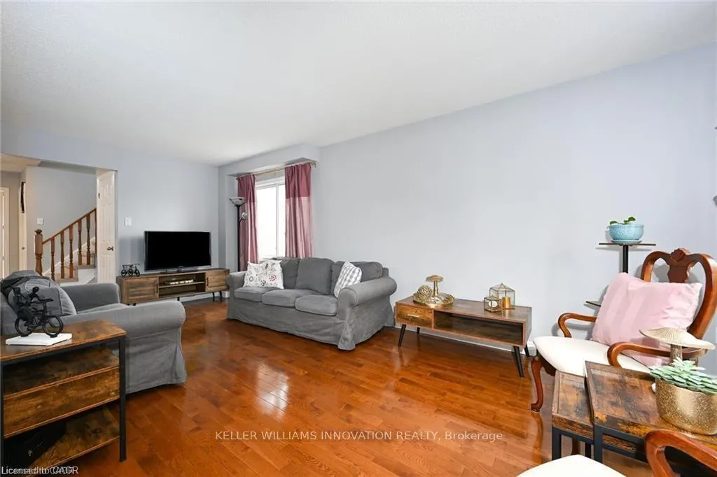 Photo 12 of 8 Buss Court, Thorold, Confederation Heights — HOMEH