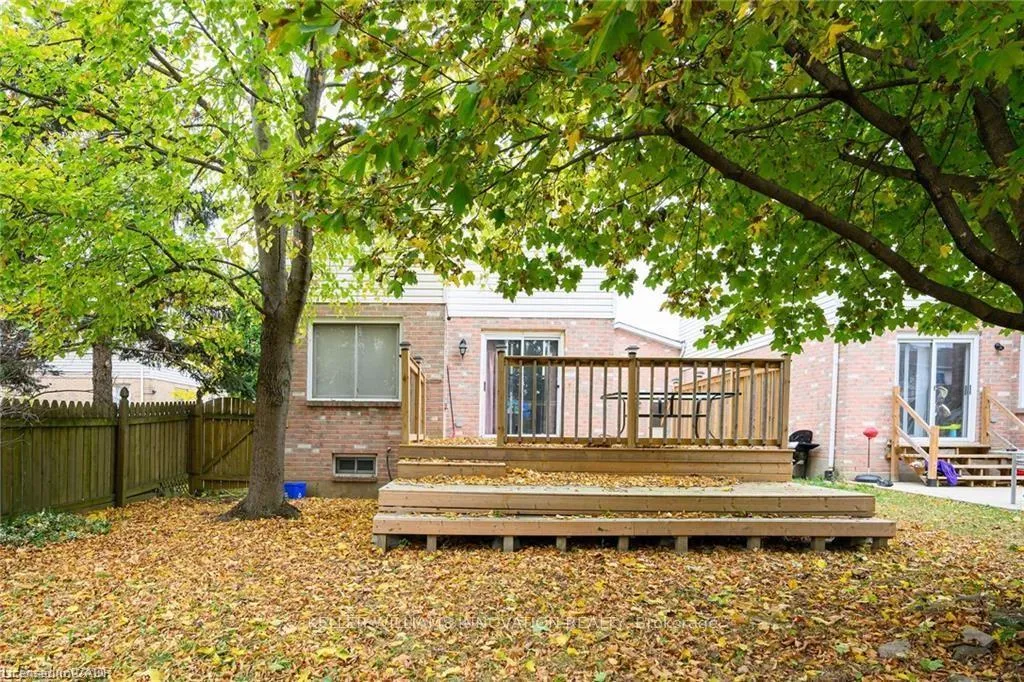 Photo 36 of 8 Buss Court, Thorold, Confederation Heights — HOMEH