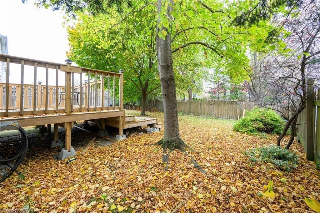 Photo 41 of 8 Buss Court, Thorold, Confederation Heights — HOMEH