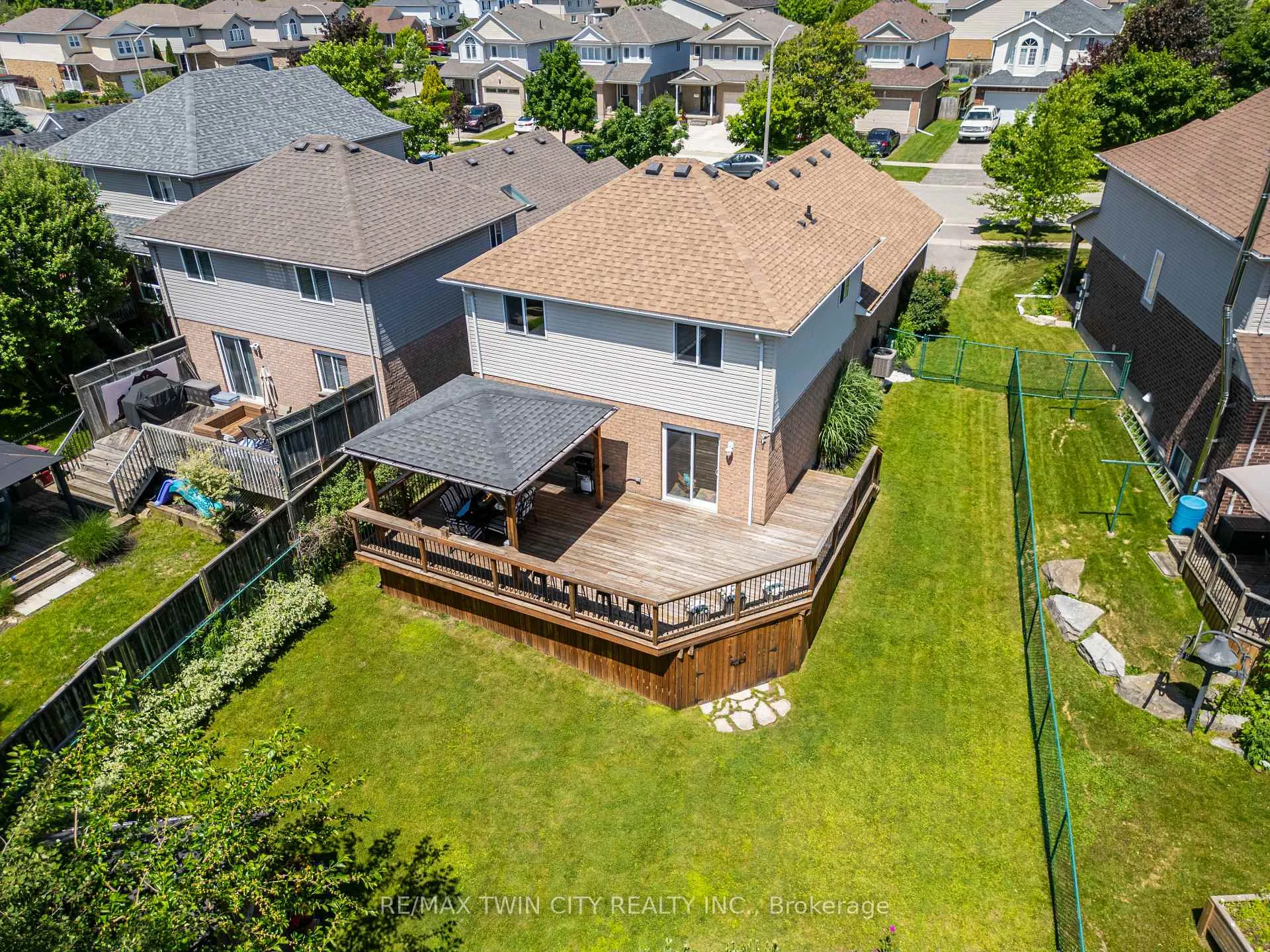 Photo 2 of 12 Stiefelmeyer Crescent, Wilmot — HOMEH