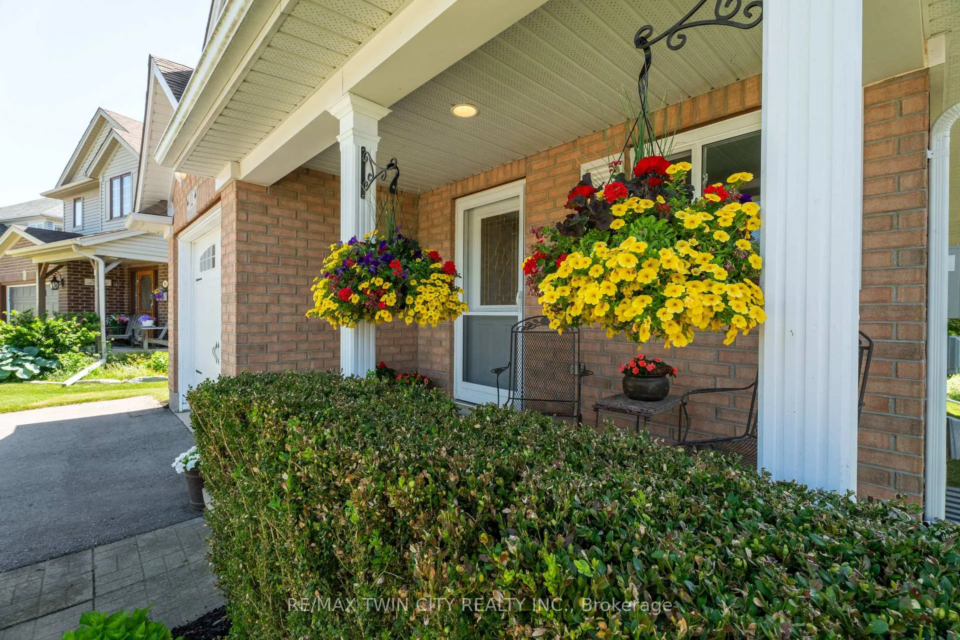 Photo 3 of 12 Stiefelmeyer Crescent, Wilmot — HOMEH