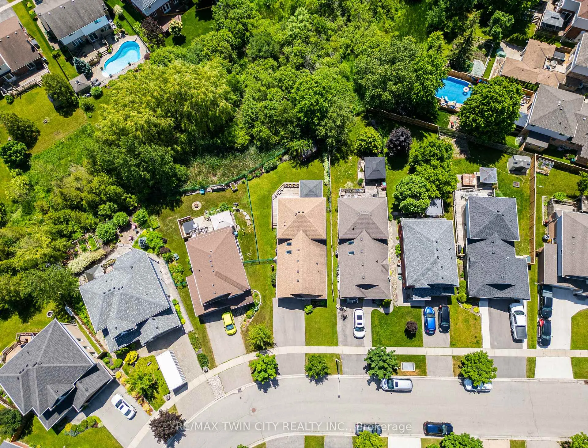 Photo 45 of 12 Stiefelmeyer Crescent, Wilmot — HOMEH