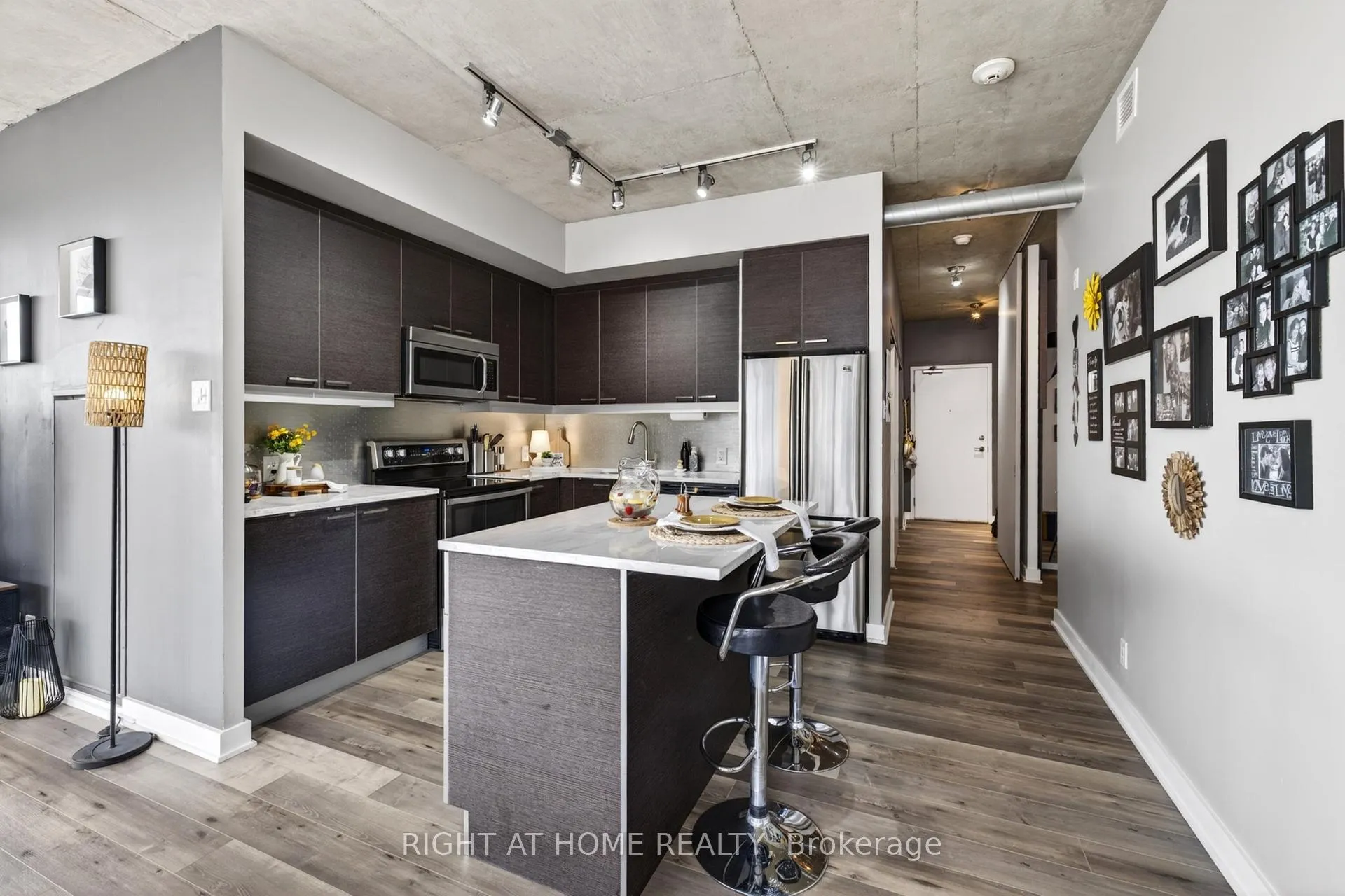 Photo 7 of Unit 723, 349 Mcleod Street, Ottawa, Ottawa Centre — HOMEH