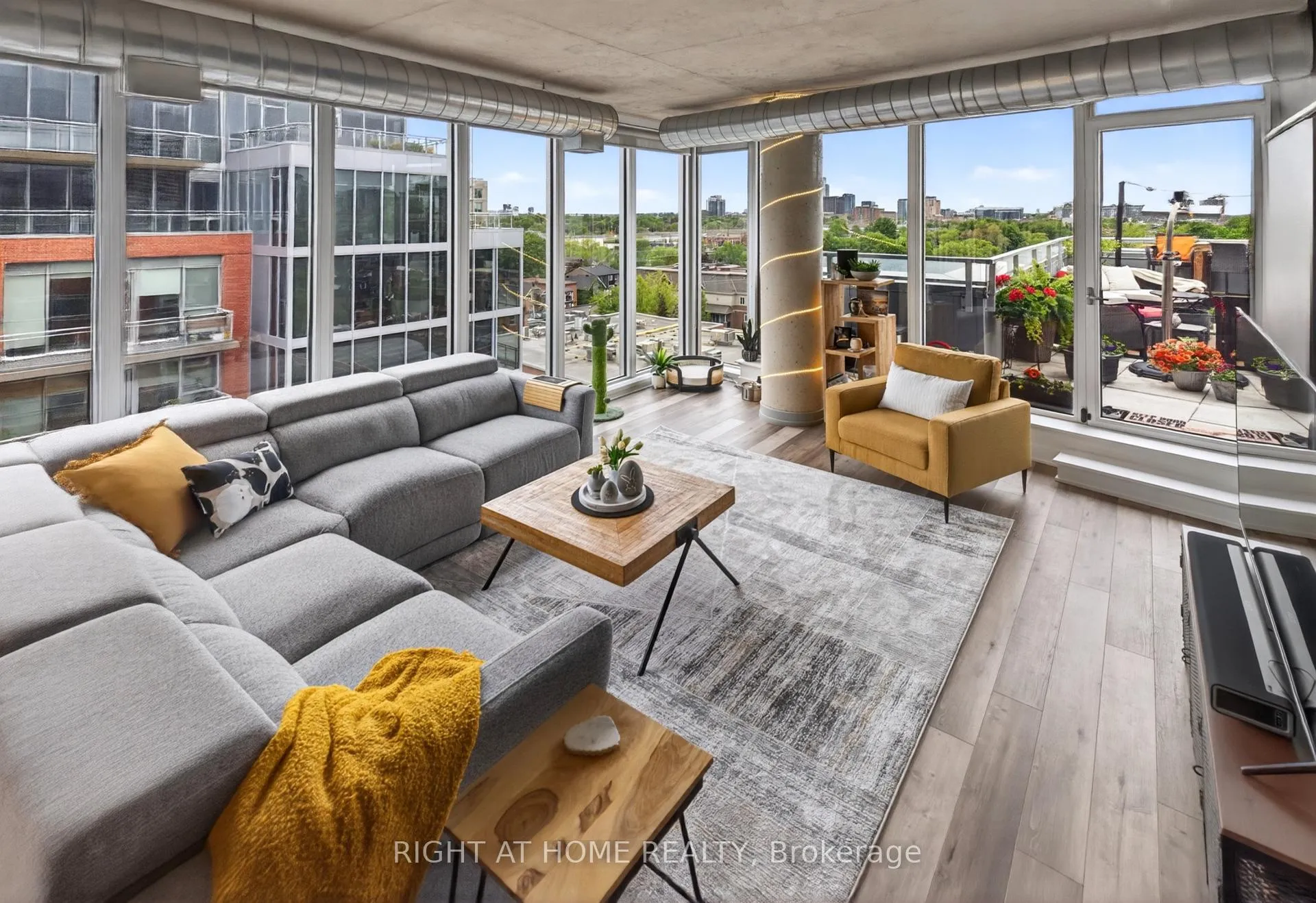 Photo 8 of Unit 723, 349 Mcleod Street, Ottawa, Ottawa Centre — HOMEH